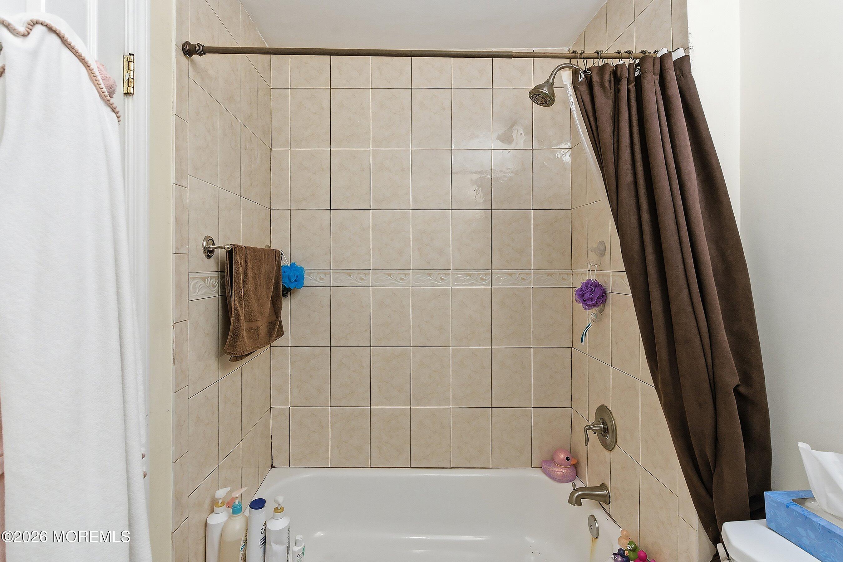 172 Williamsburg Lane, Lakewood, NJ, 08701 image 15