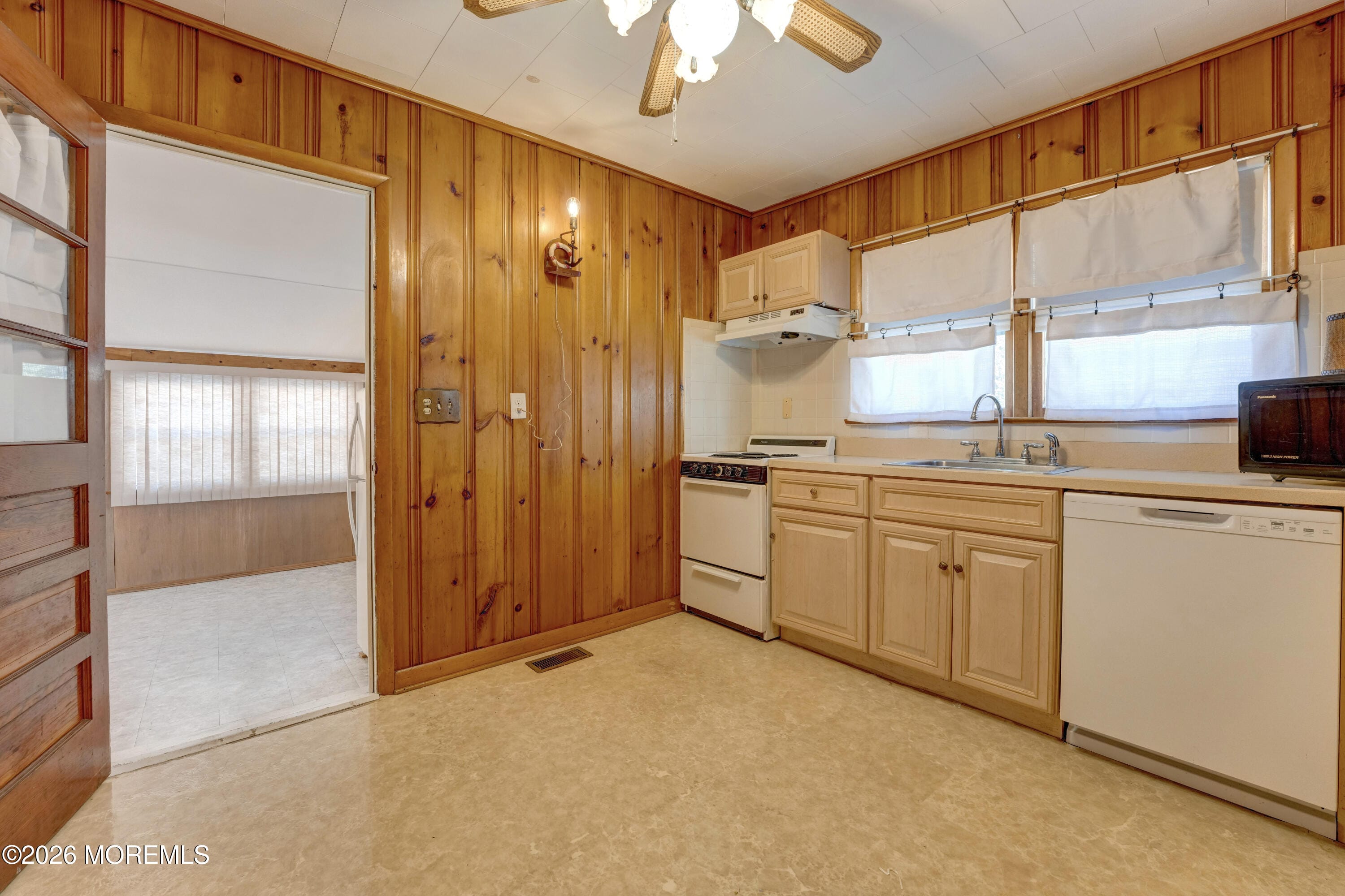 574 Central Avenue, Spring Lake Heights, NJ, 07762 image 10