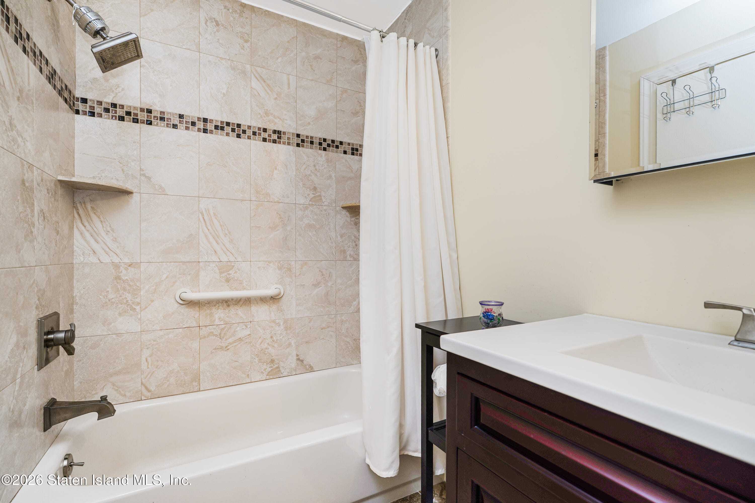 321 Hillbrook Drive, Staten Island, NY, 10305 image 18