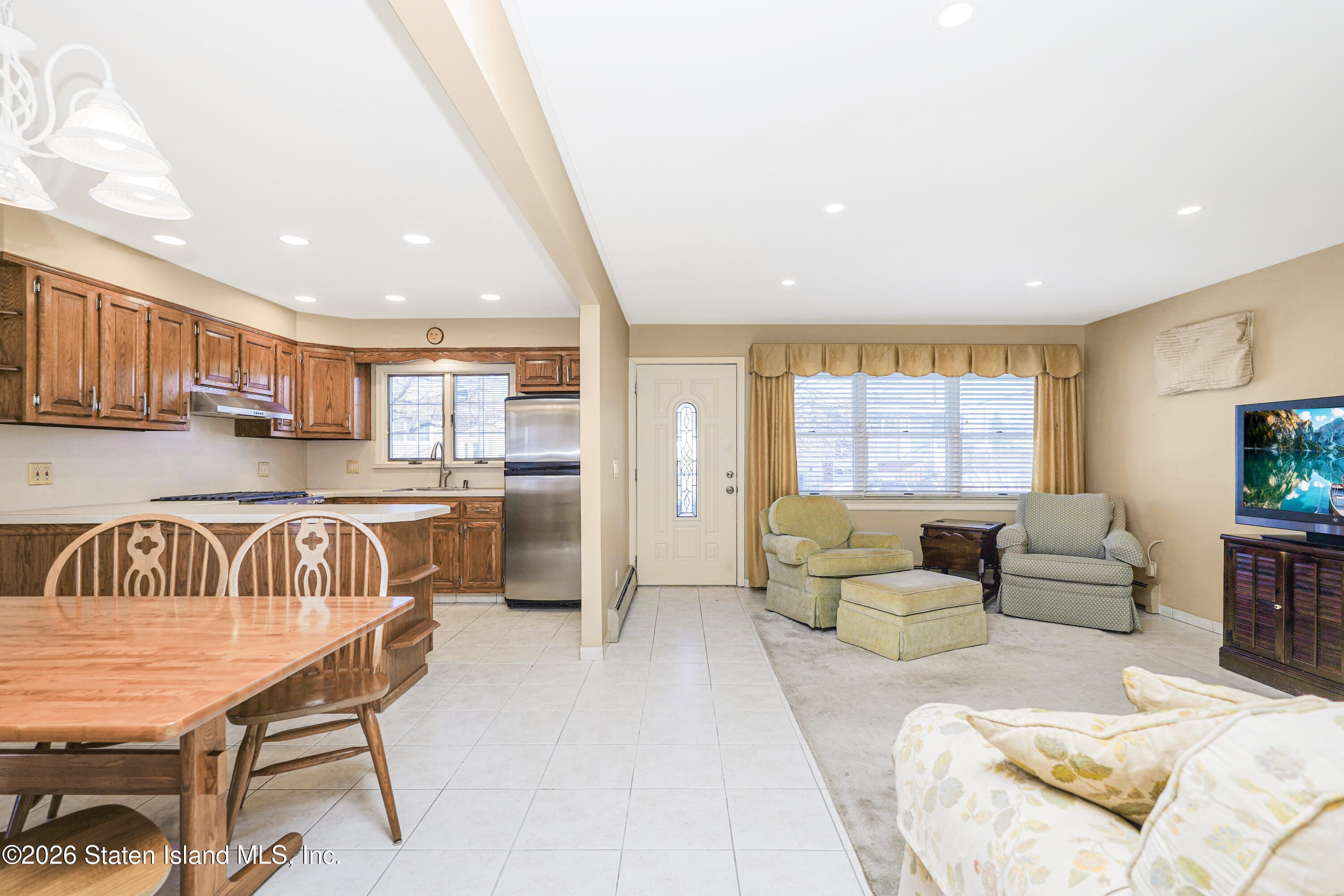 414 Lyndale Avenue Image 4