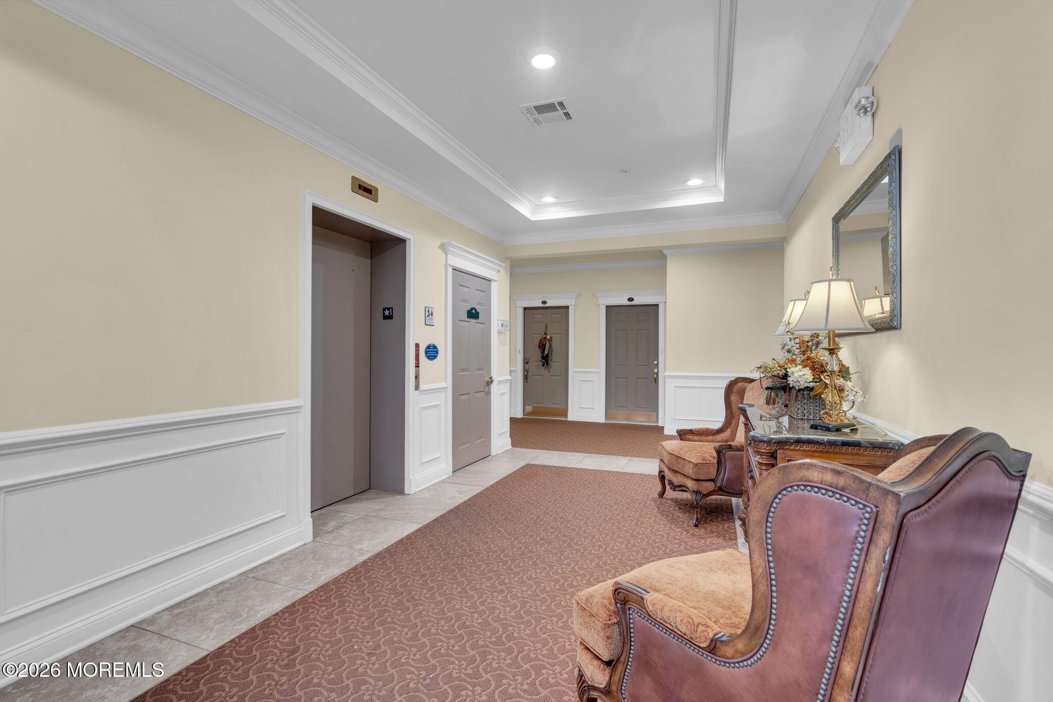 515 Sophee Lane 1000 Image 4