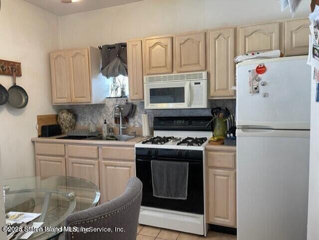 50 Hope Avenue Image 3