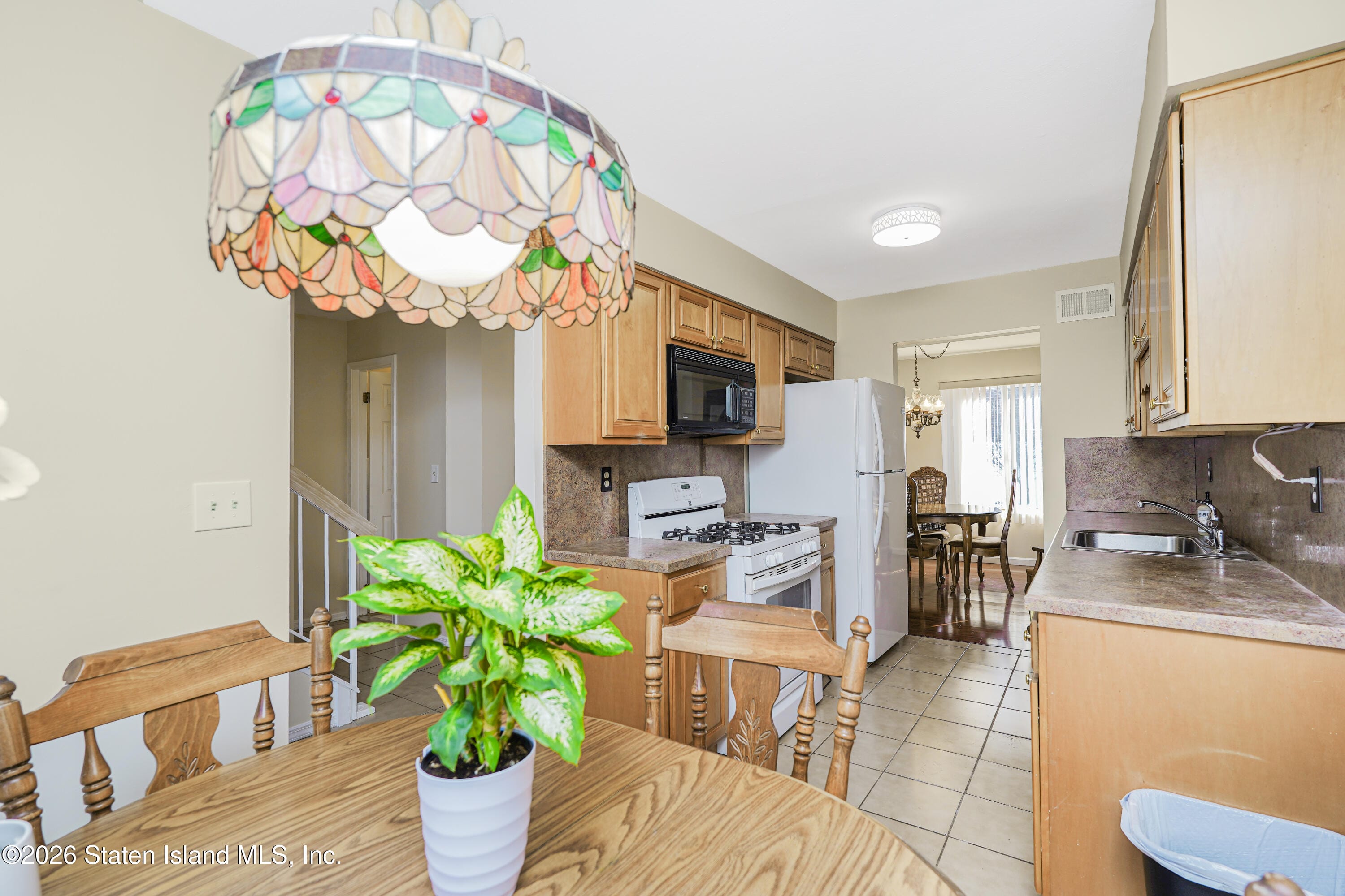 47 Fairlawn Loop, Staten Island, NY, 10308 image 7