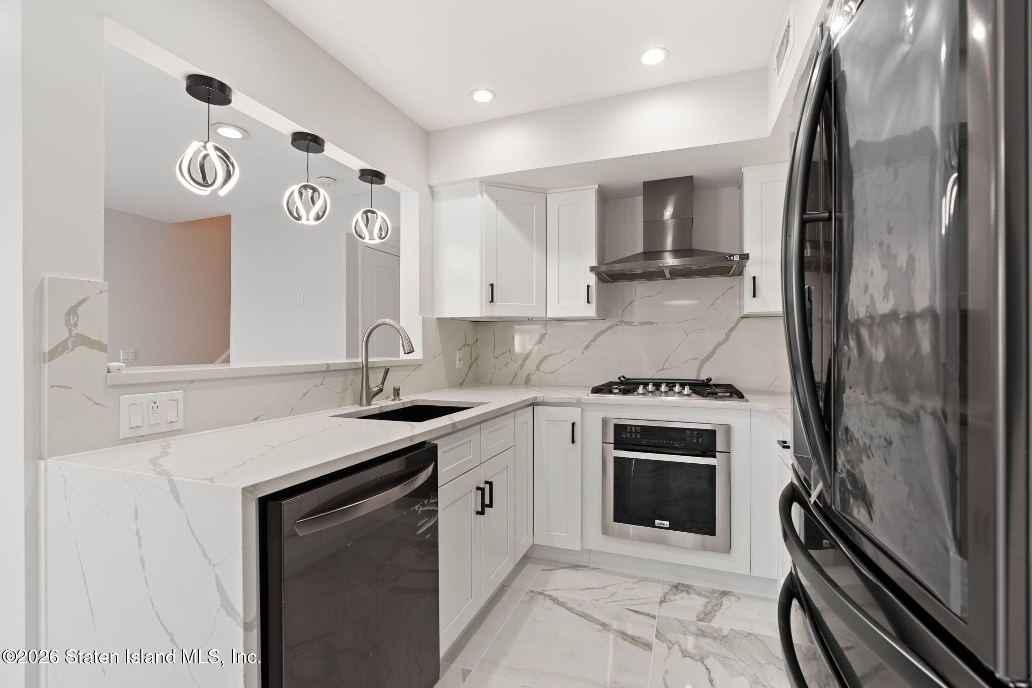 64 Country Drive Image 5