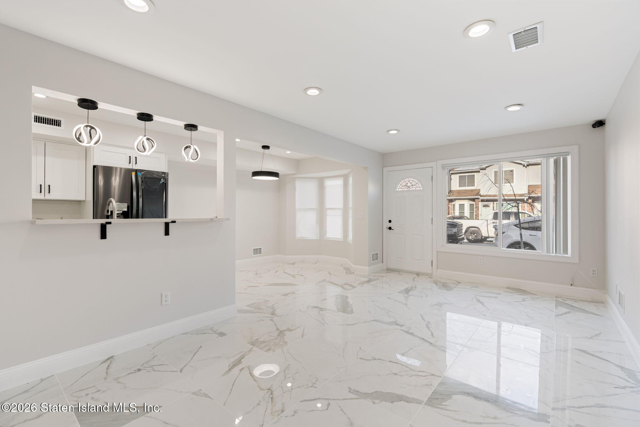 64 Country Drive, Staten Island, NY, 10314 image 7