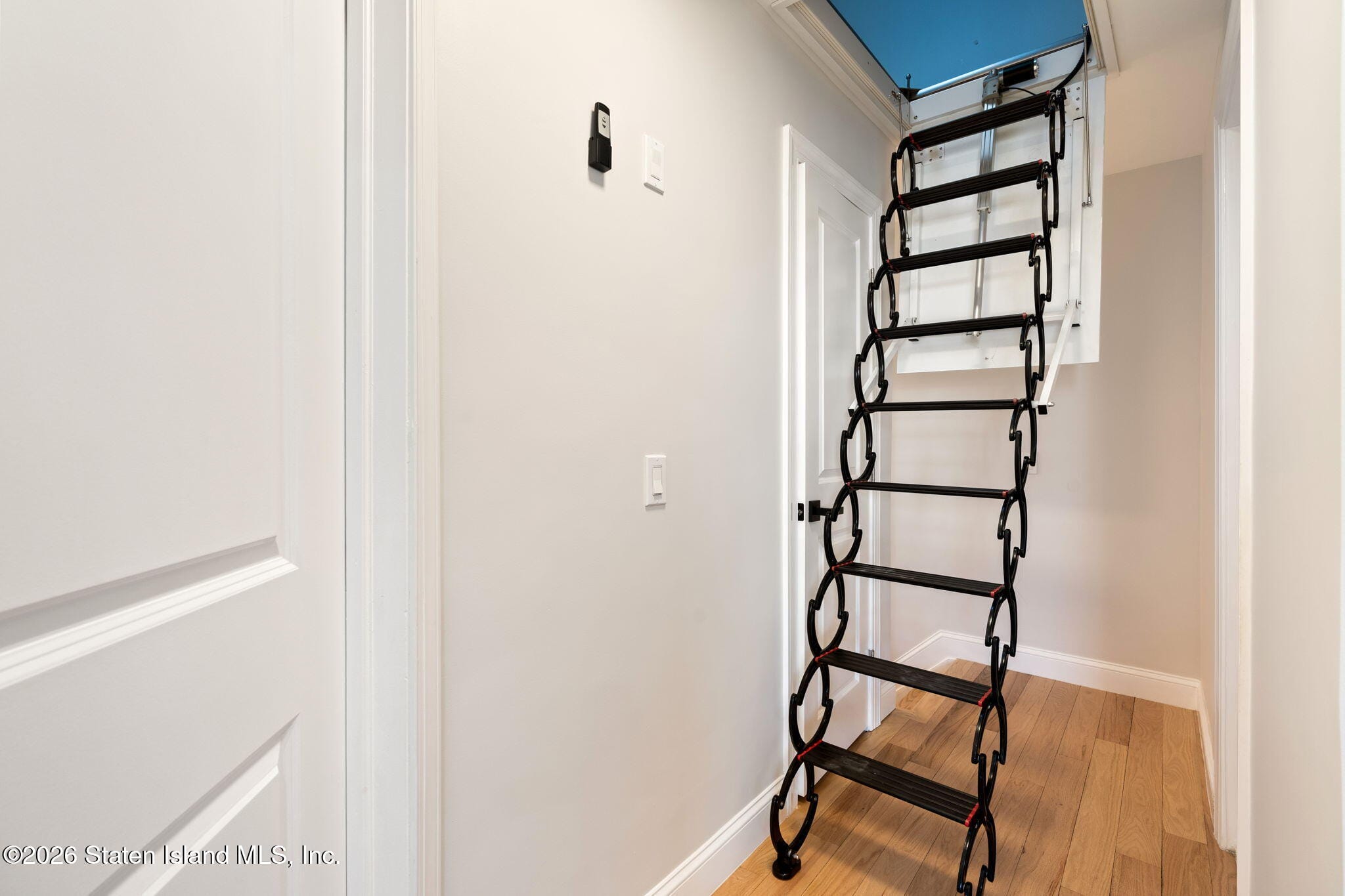 64 Country Drive, Staten Island, NY, 10314 image 11