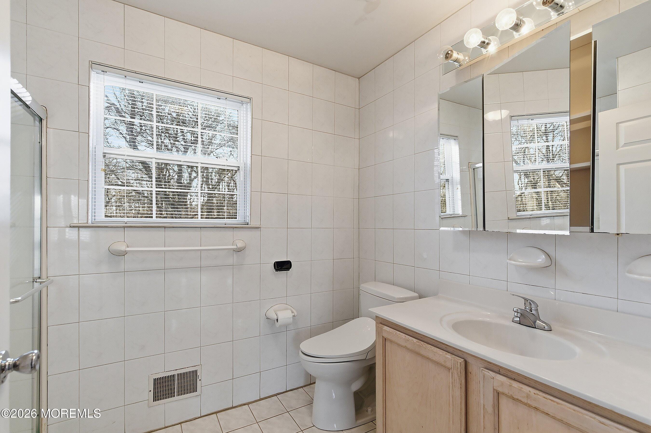 6 Katie Court, Lakewood, NJ, 08701 image 31