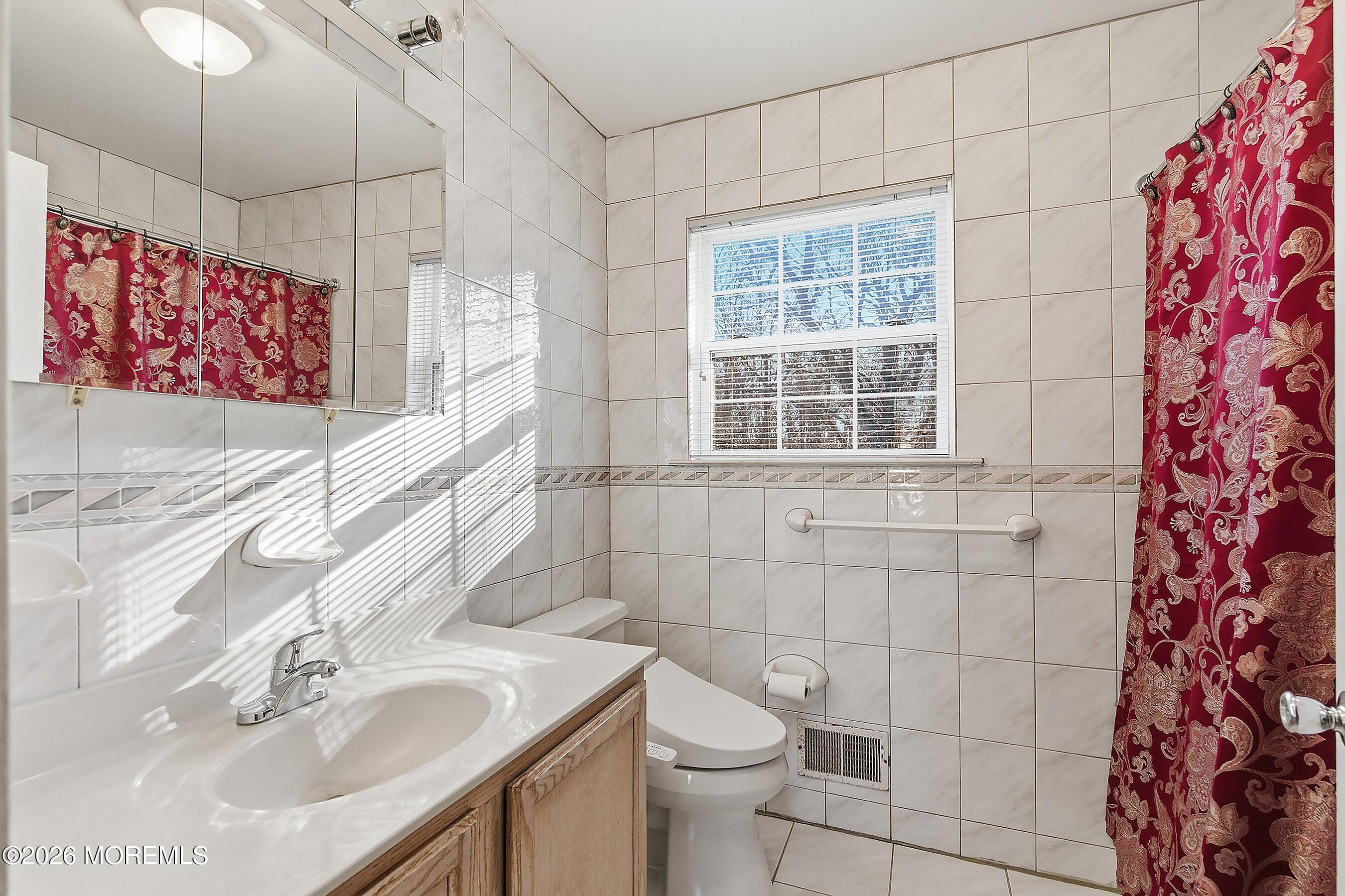 6 Katie Court, Lakewood, NJ, 08701 image 28