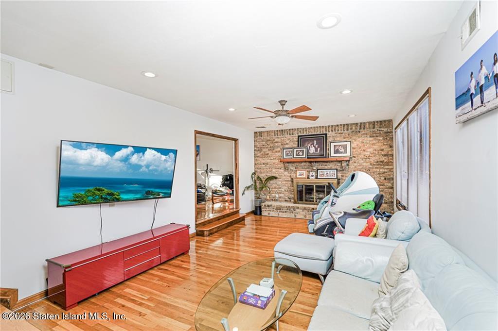 121 Dahlia Street, Staten Island, NY, 10312 image 8