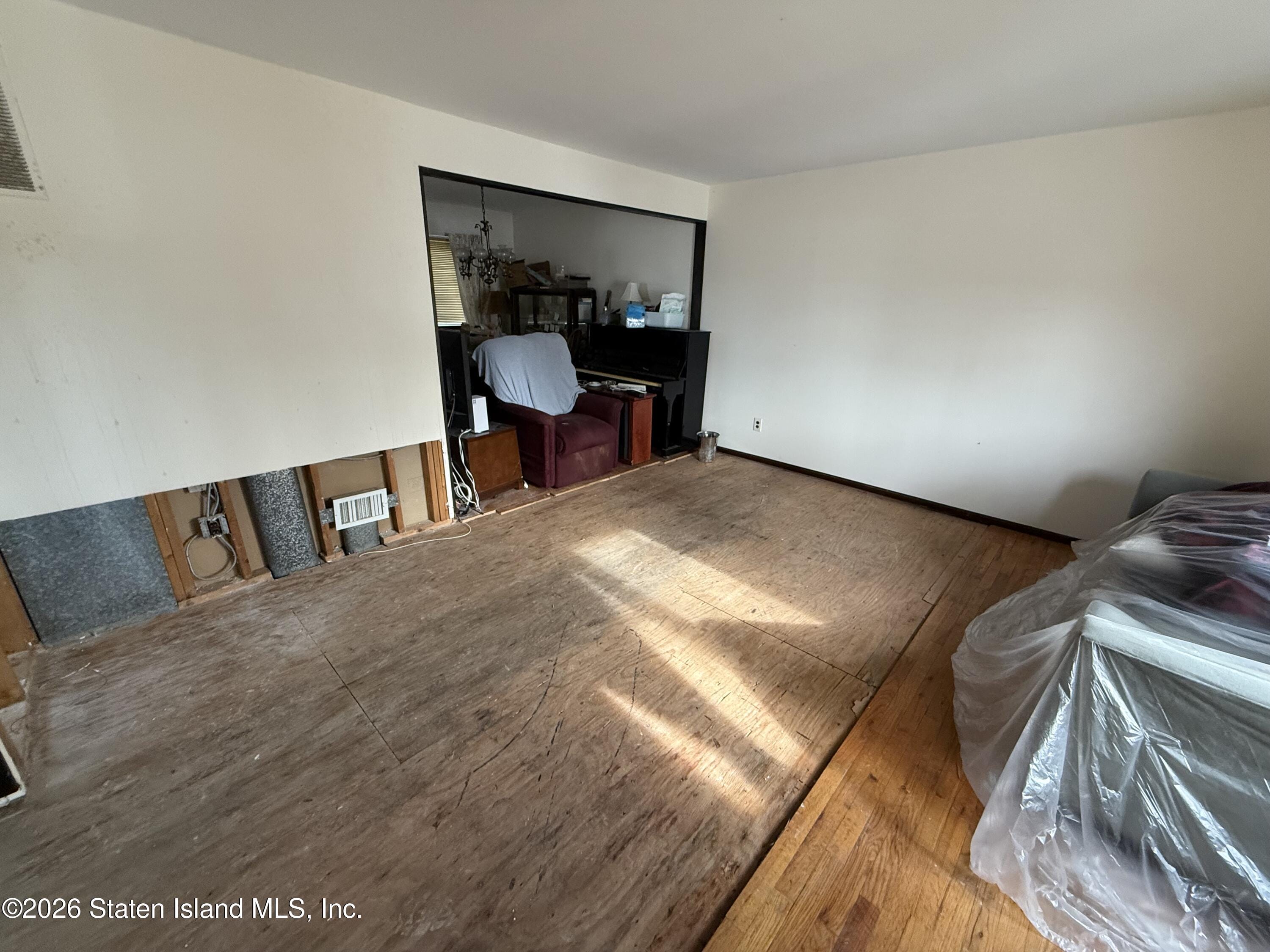 307 Leverett Avenue Image 5