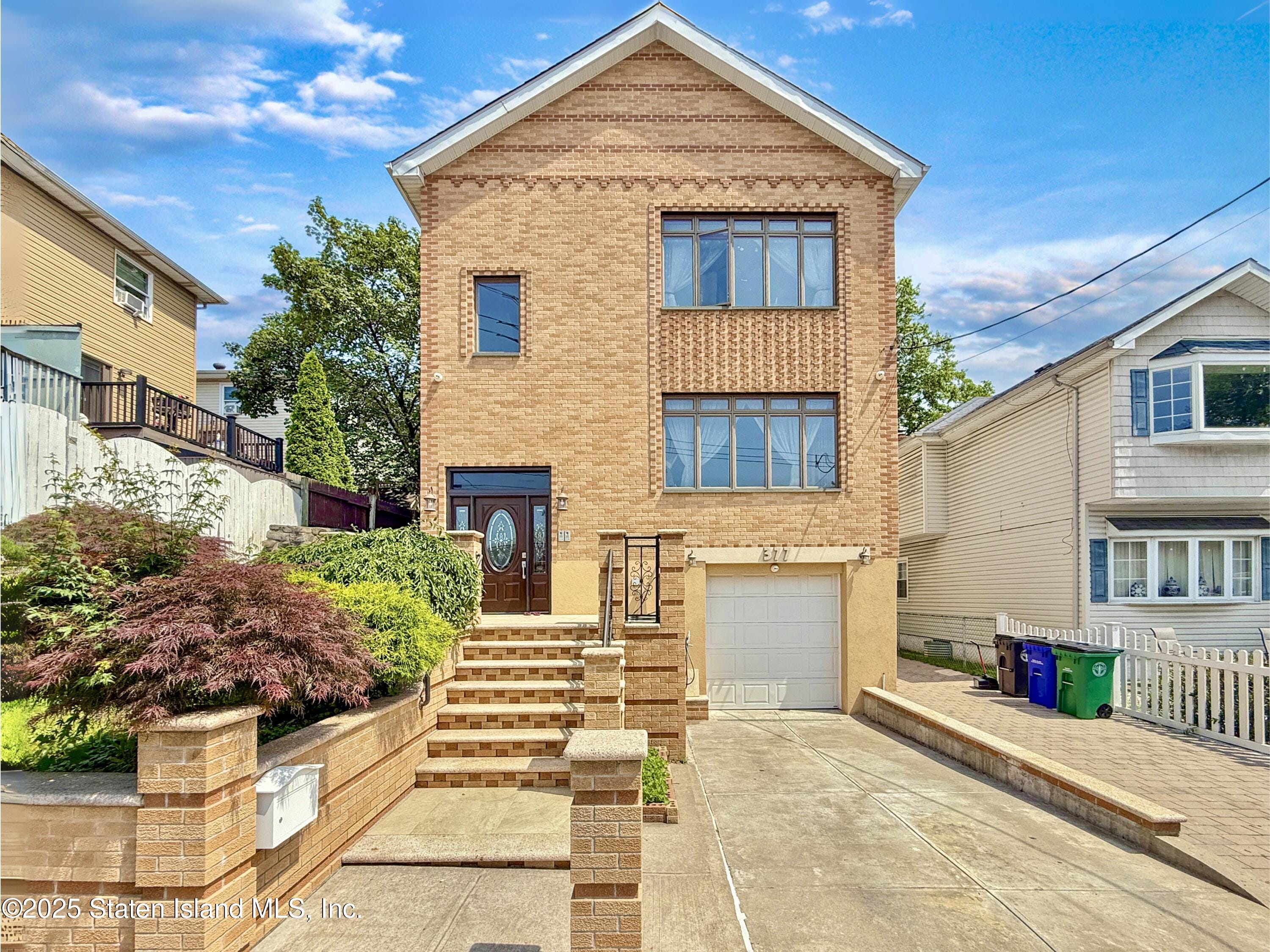 377 Hanover Avenue, Staten Island, NY, 10304