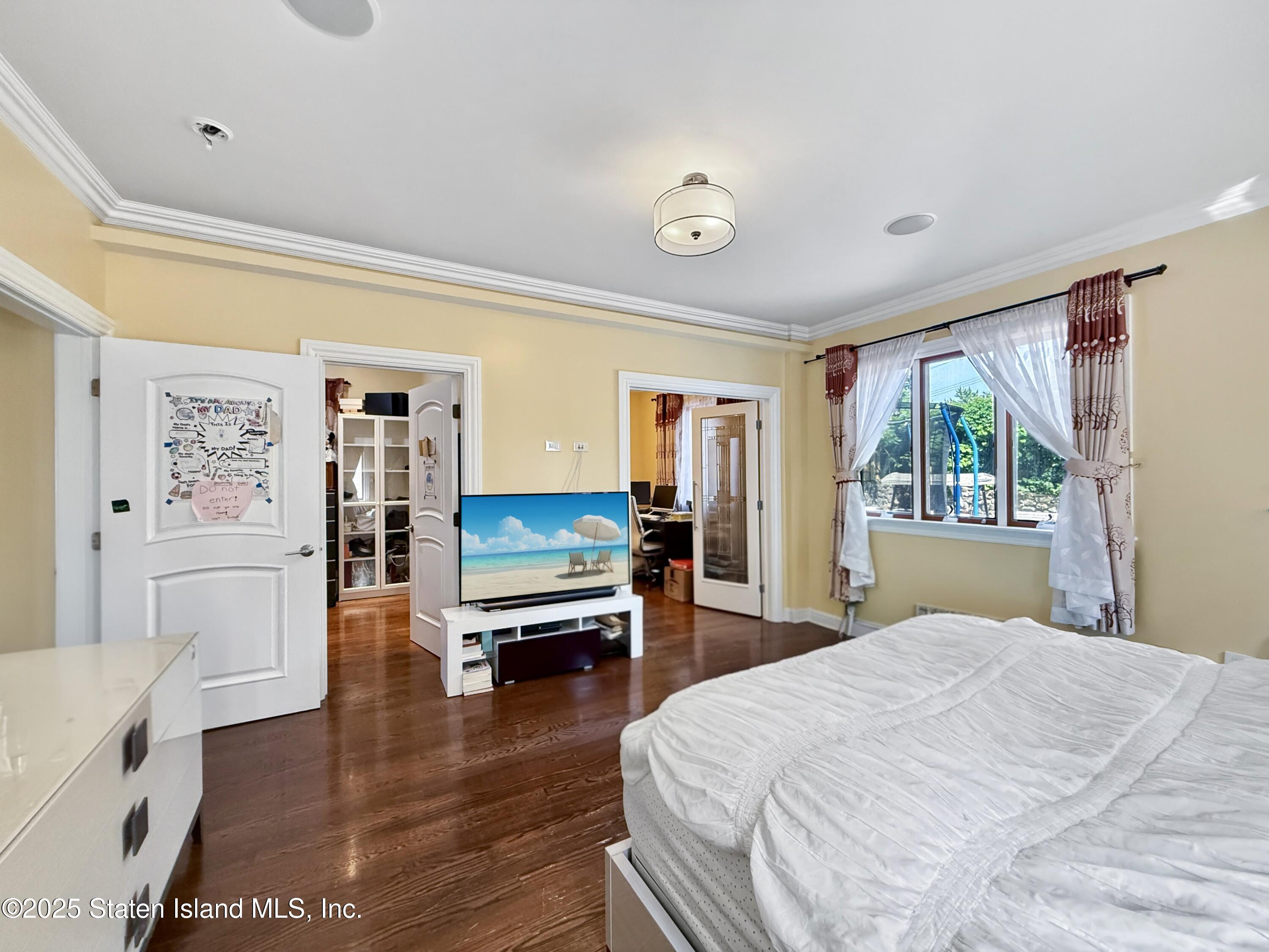 377 Hanover Avenue, Staten Island, NY, 10304 image 9