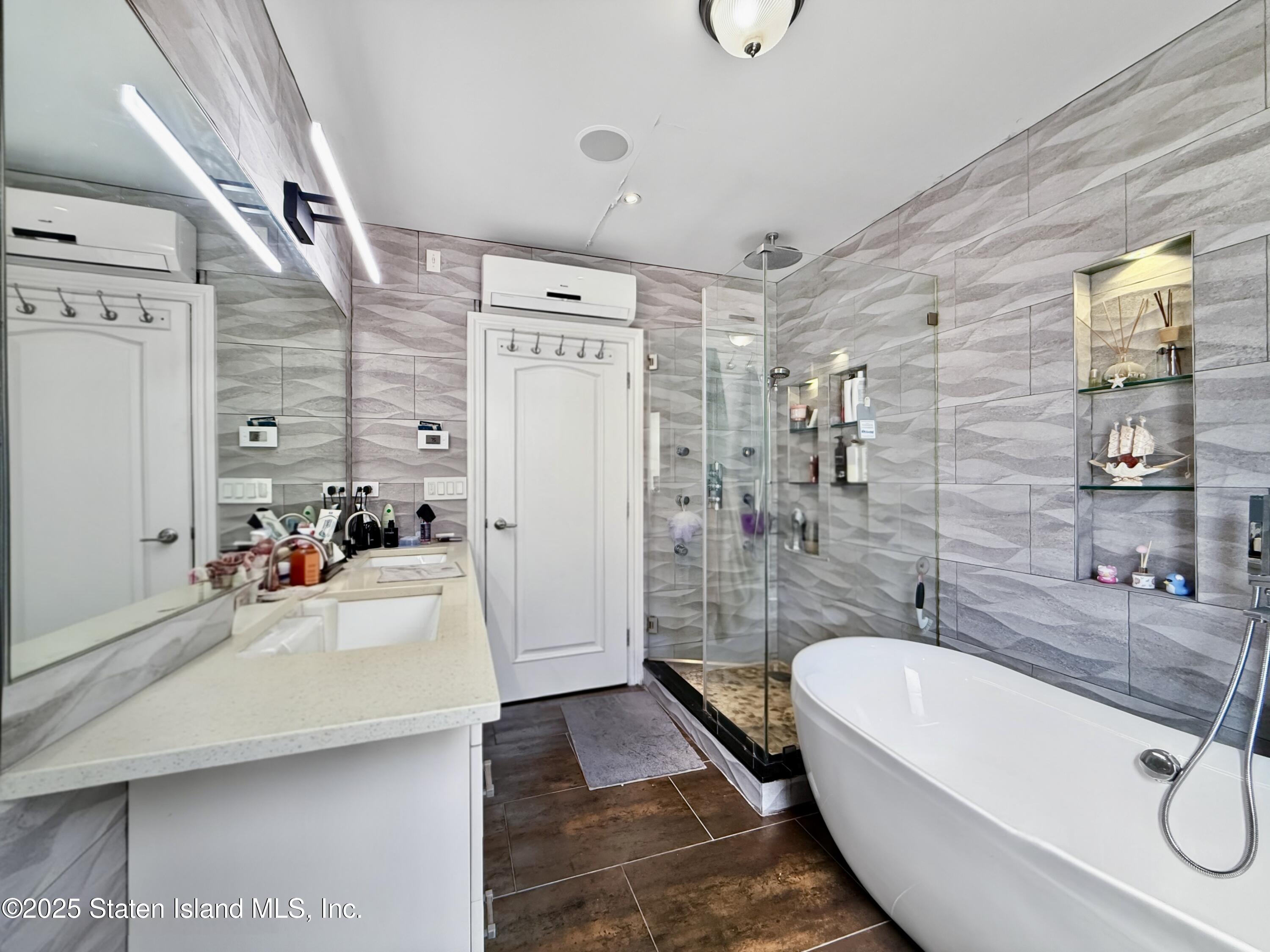 377 Hanover Avenue, Staten Island, NY, 10304 image 15