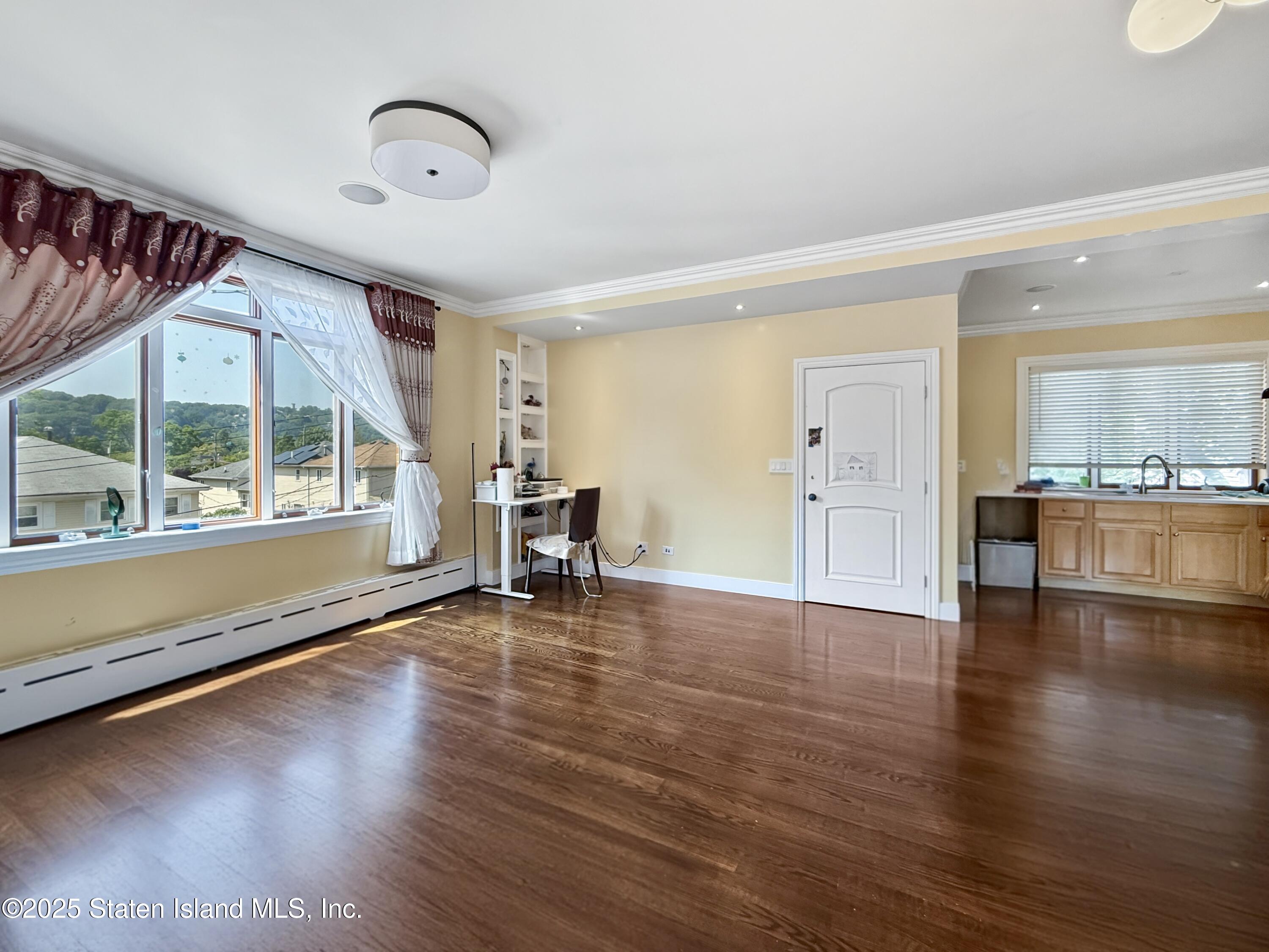 377 Hanover Avenue, Staten Island, NY, 10304 image 18