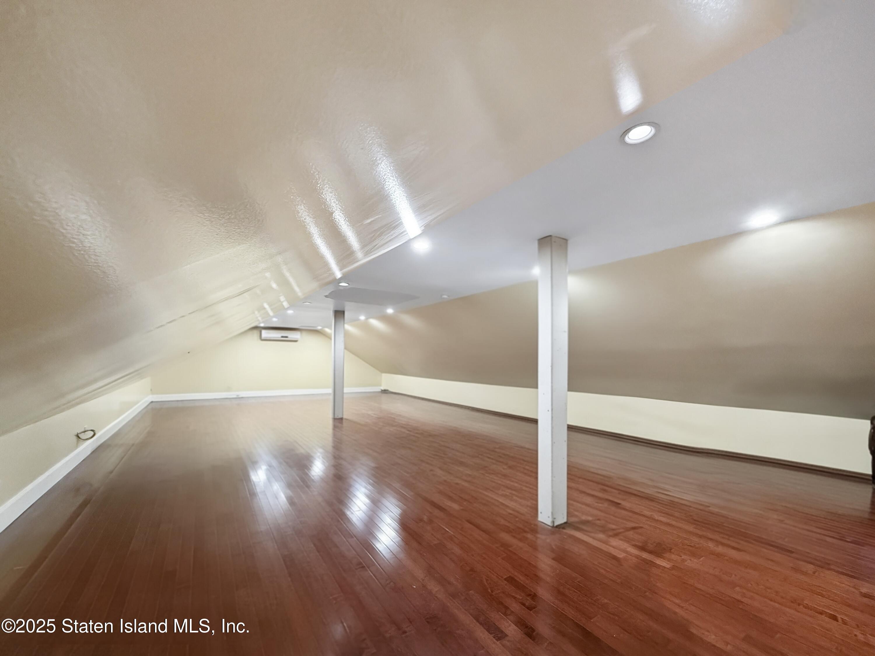 377 Hanover Avenue, Staten Island, NY, 10304 image 23