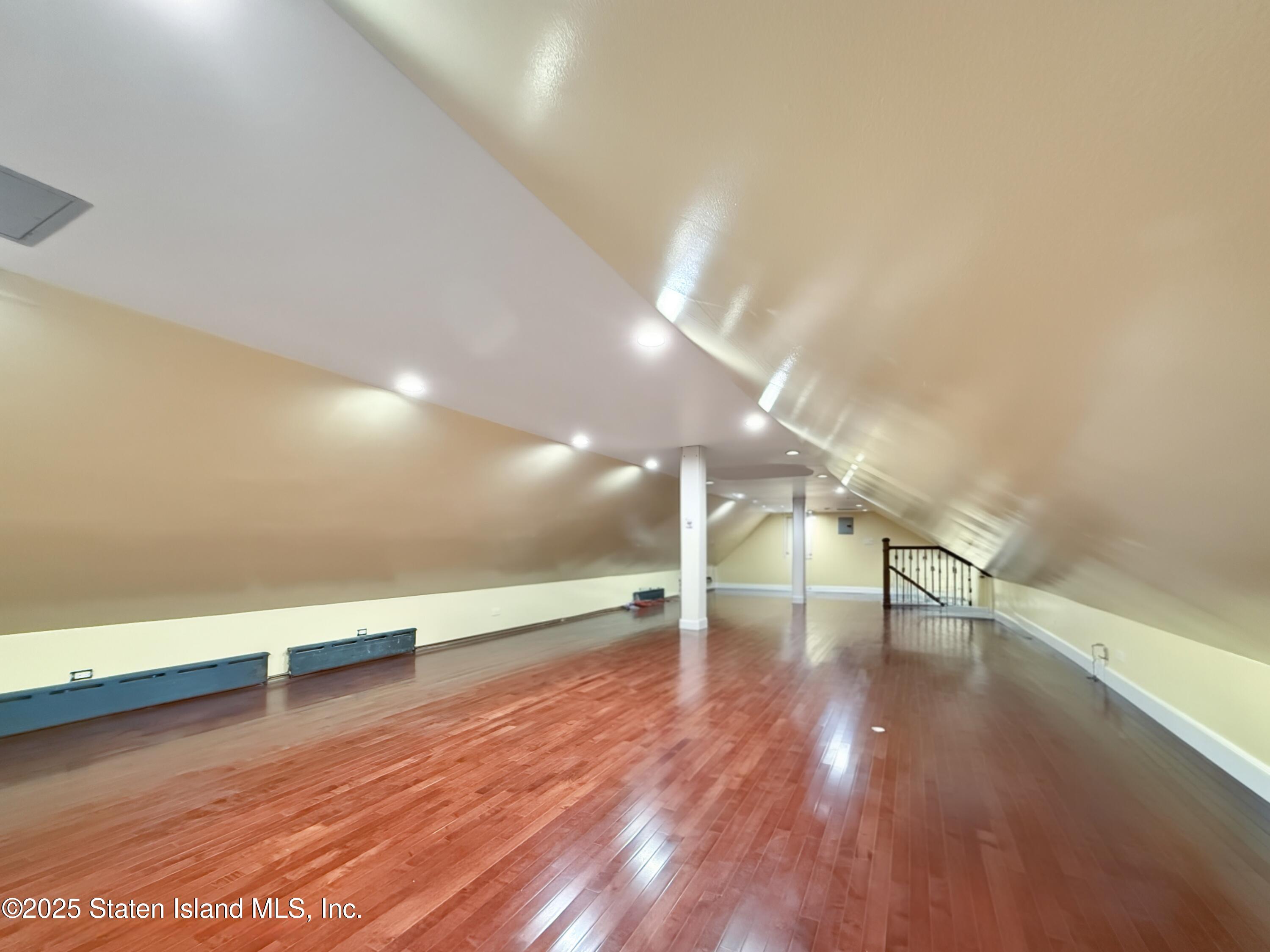 377 Hanover Avenue, Staten Island, NY, 10304 image 24