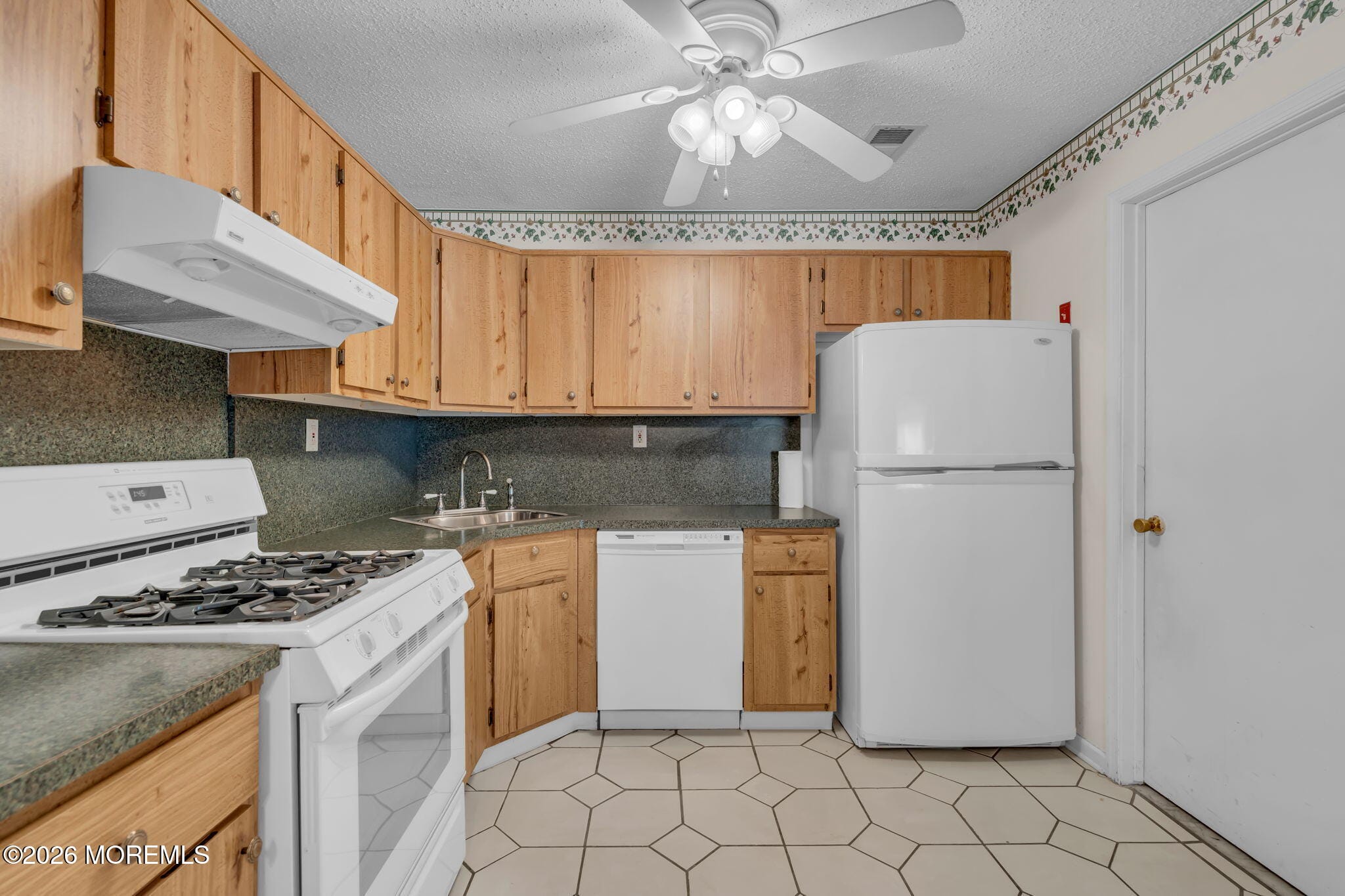 161 Frontier Way, Tinton Falls, NJ, 07753 image 7