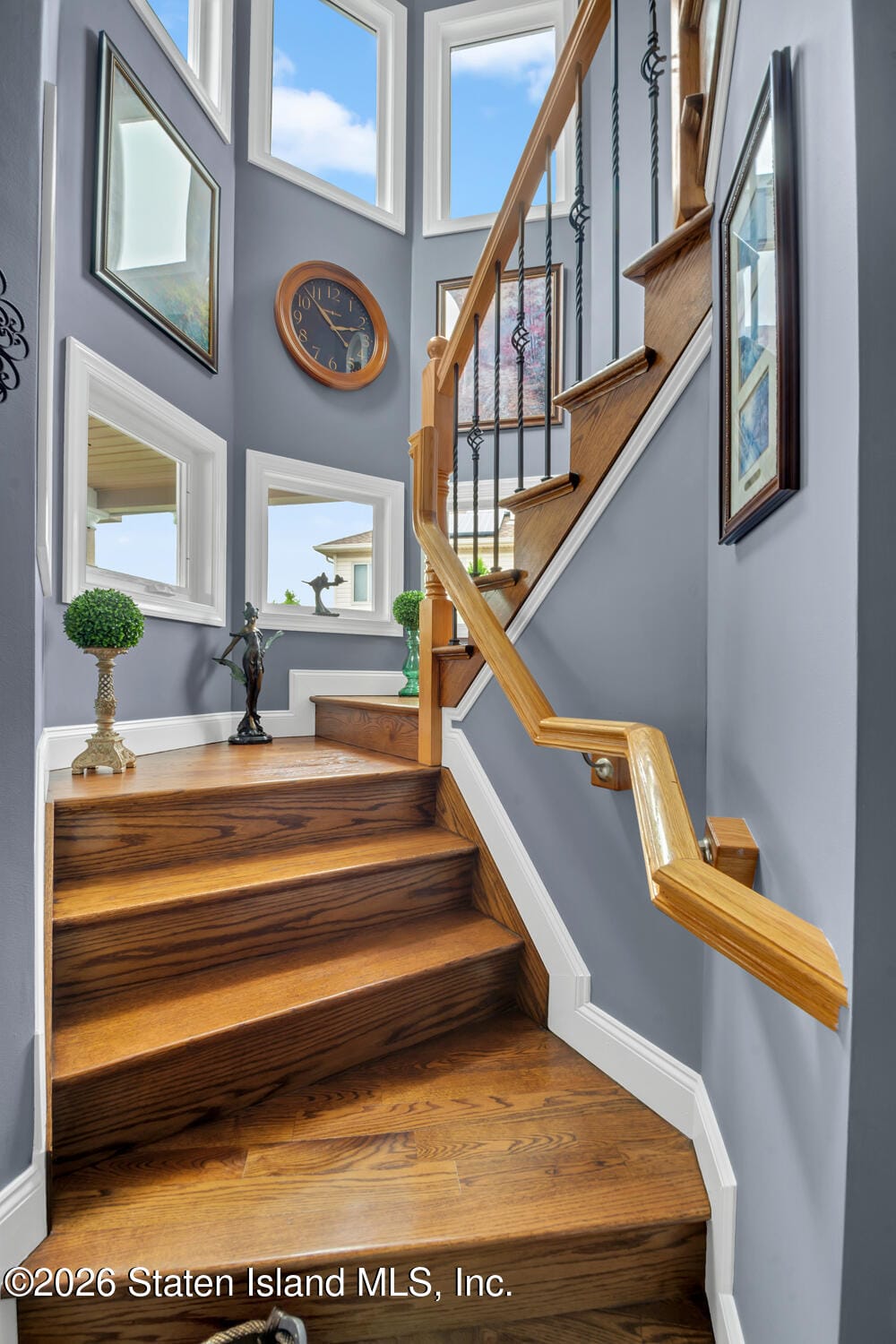 909 Jewett Avenue Image 4