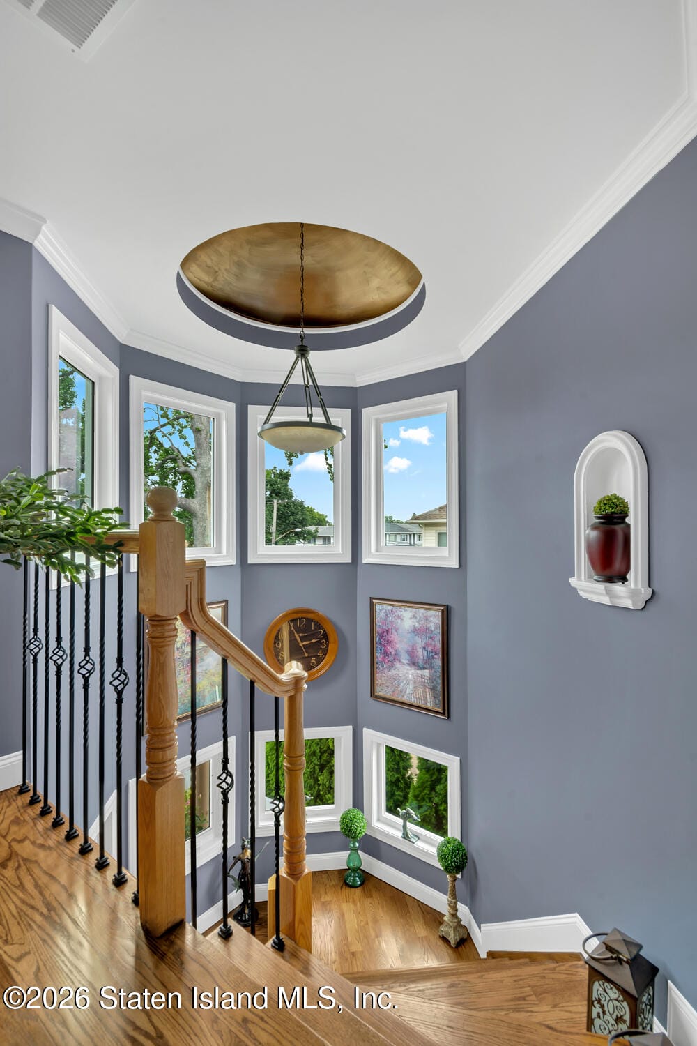 909 Jewett Avenue Image 5