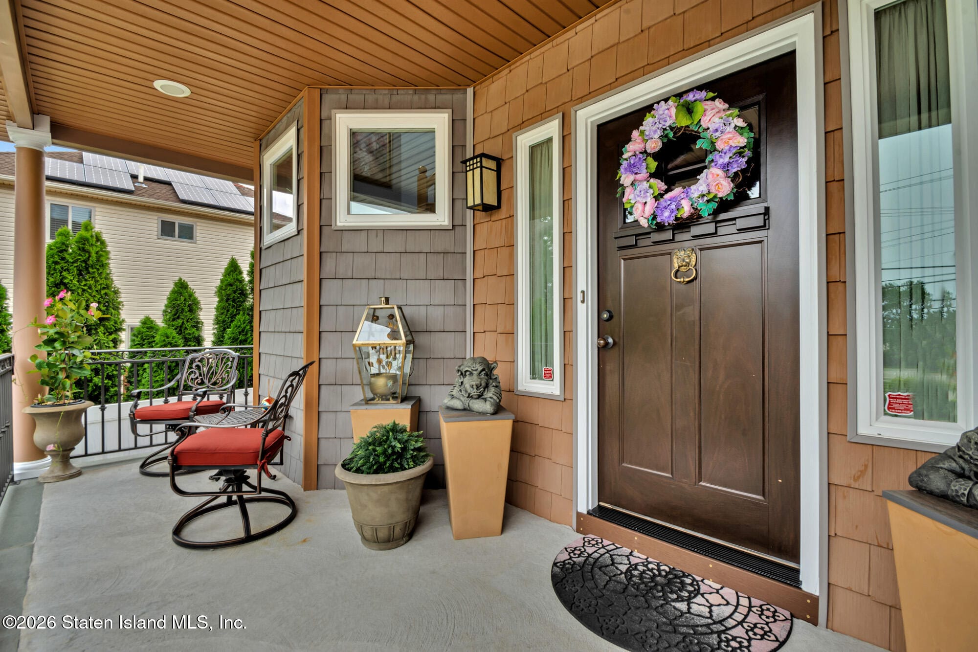 909 Jewett Avenue Image 1