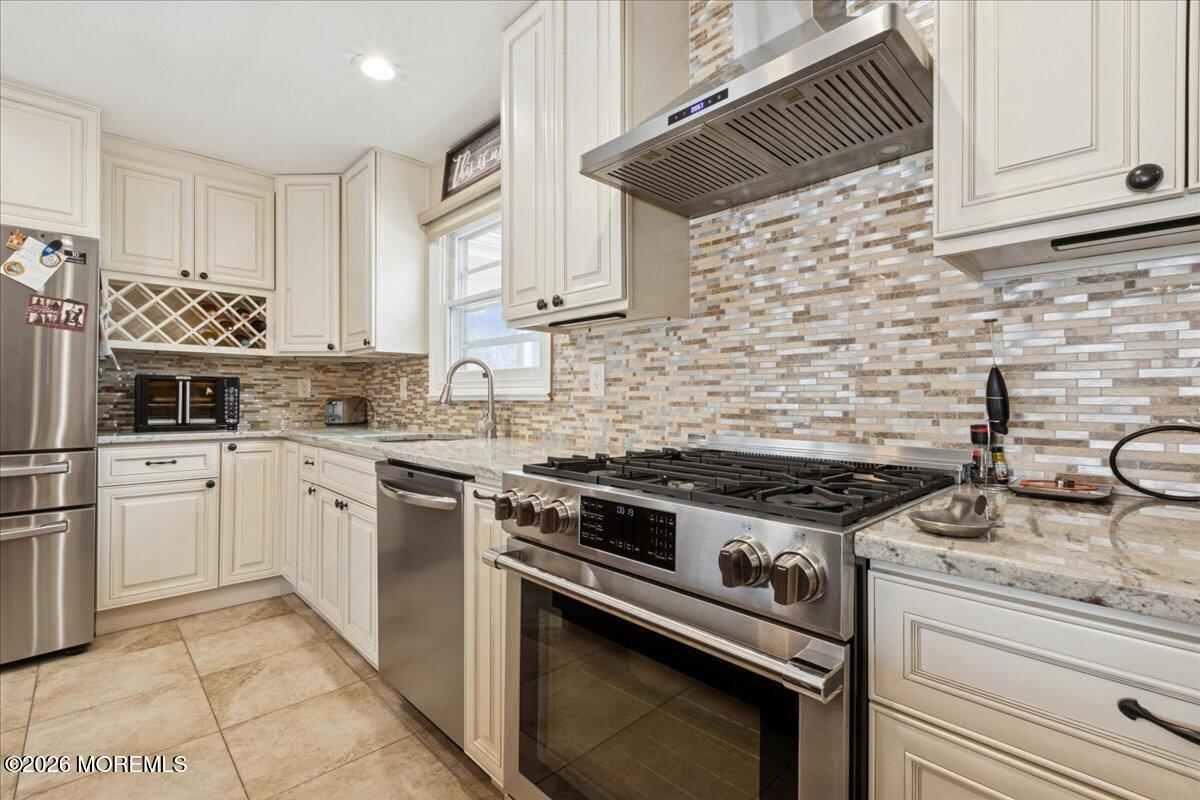 212 Stonehurst Boulevard, Freehold, NJ, 07728 image 19