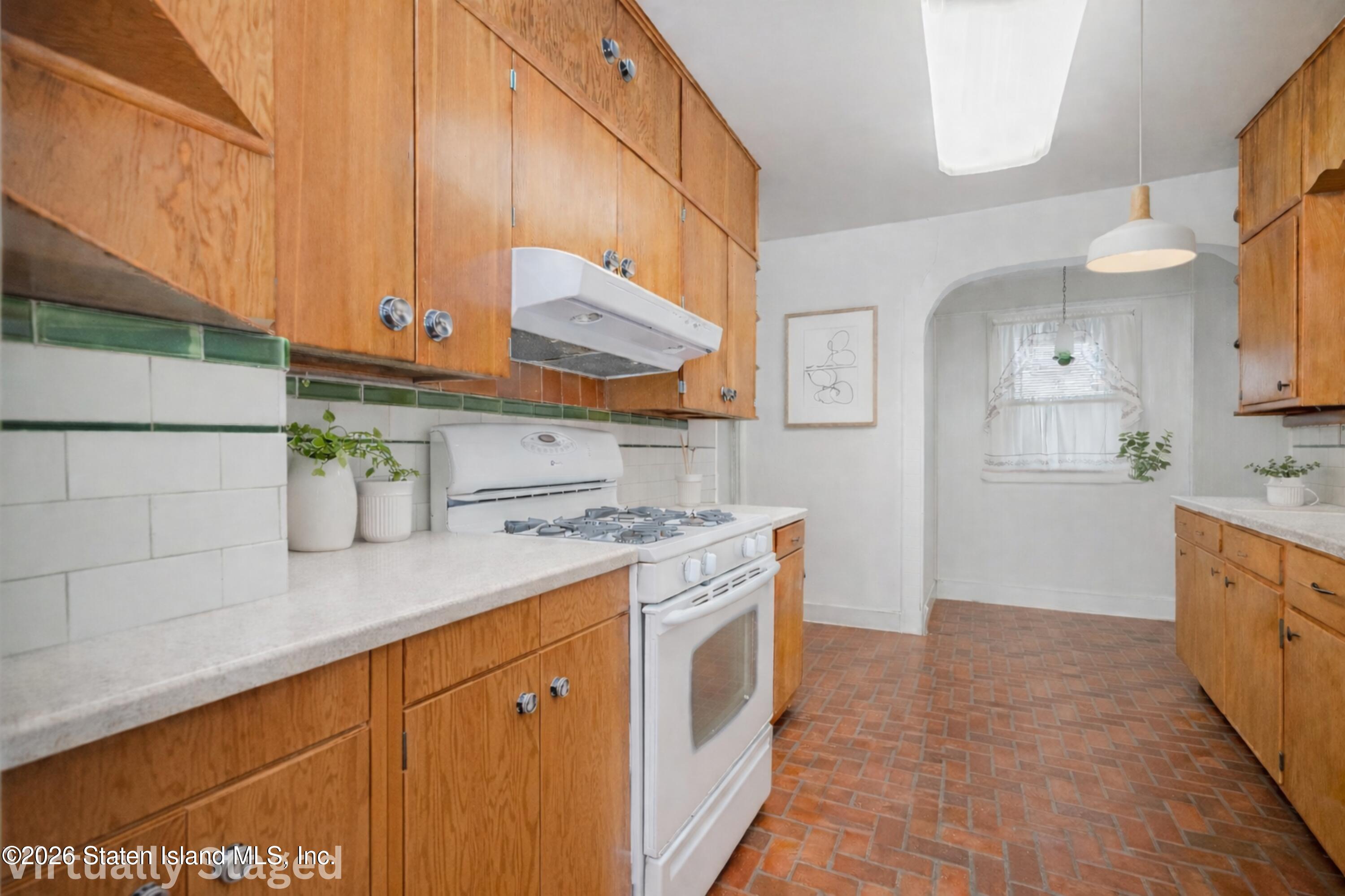 477 College Avenue, Staten Island, NY, 10314 image 10