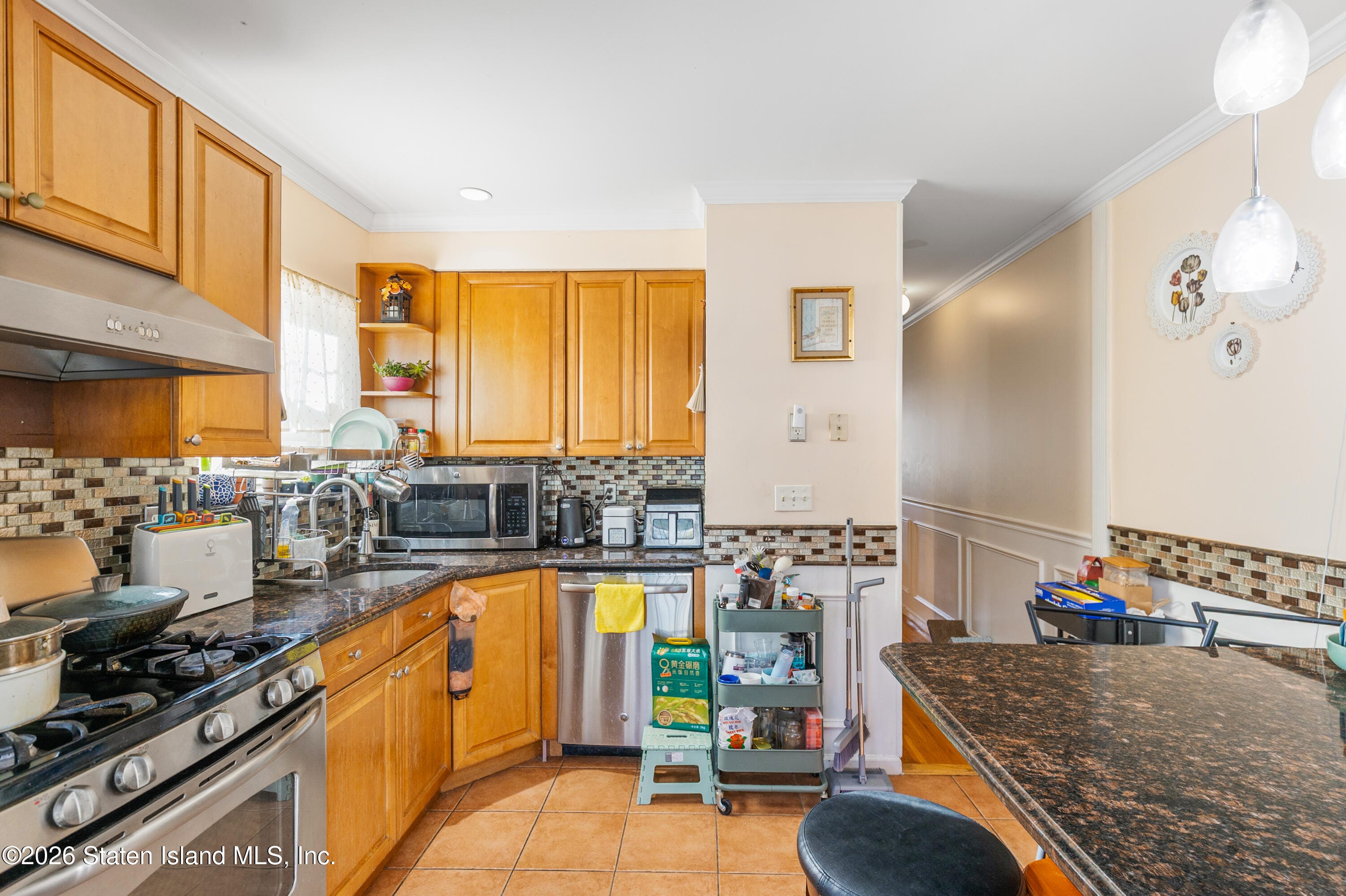 19 Roosevelt Avenue, Staten Island, NY, 10314 image 17