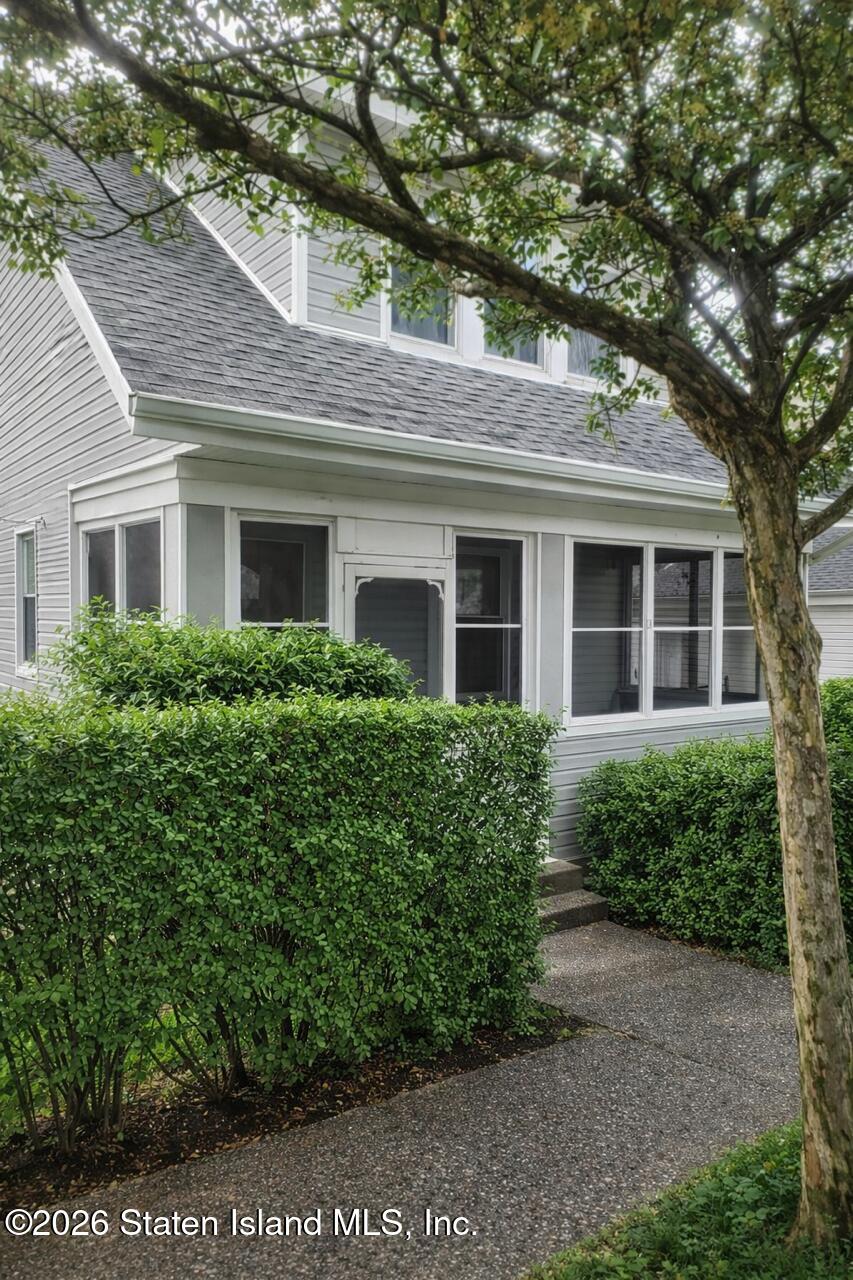 454 Home Avenue, Staten Island, NY, 10305