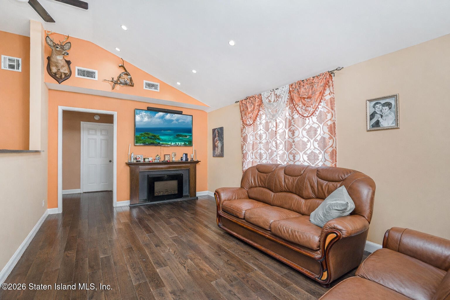 407 Stoneham Street Image 4