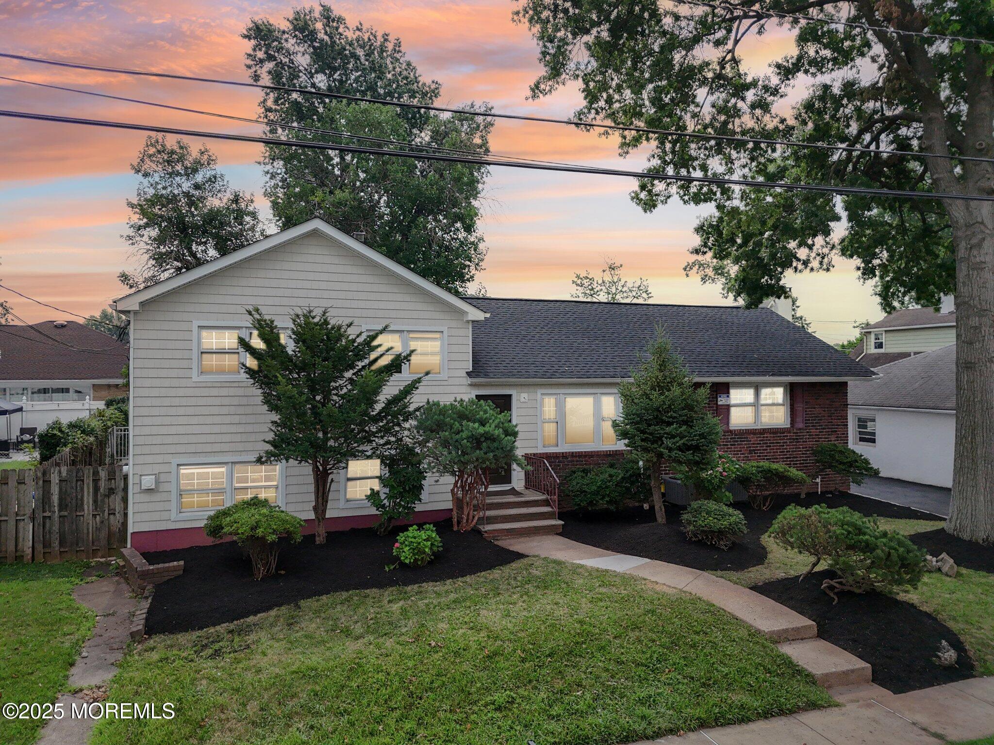 26 Fillmore Avenue Image 2