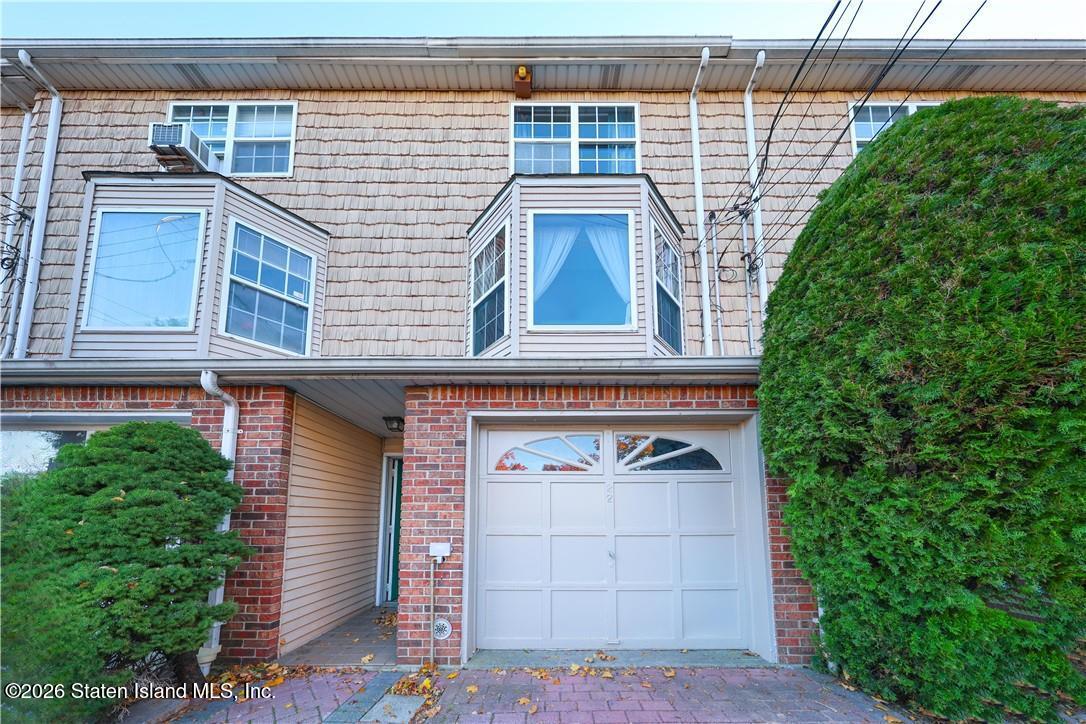 22 Francine Lane Image 2