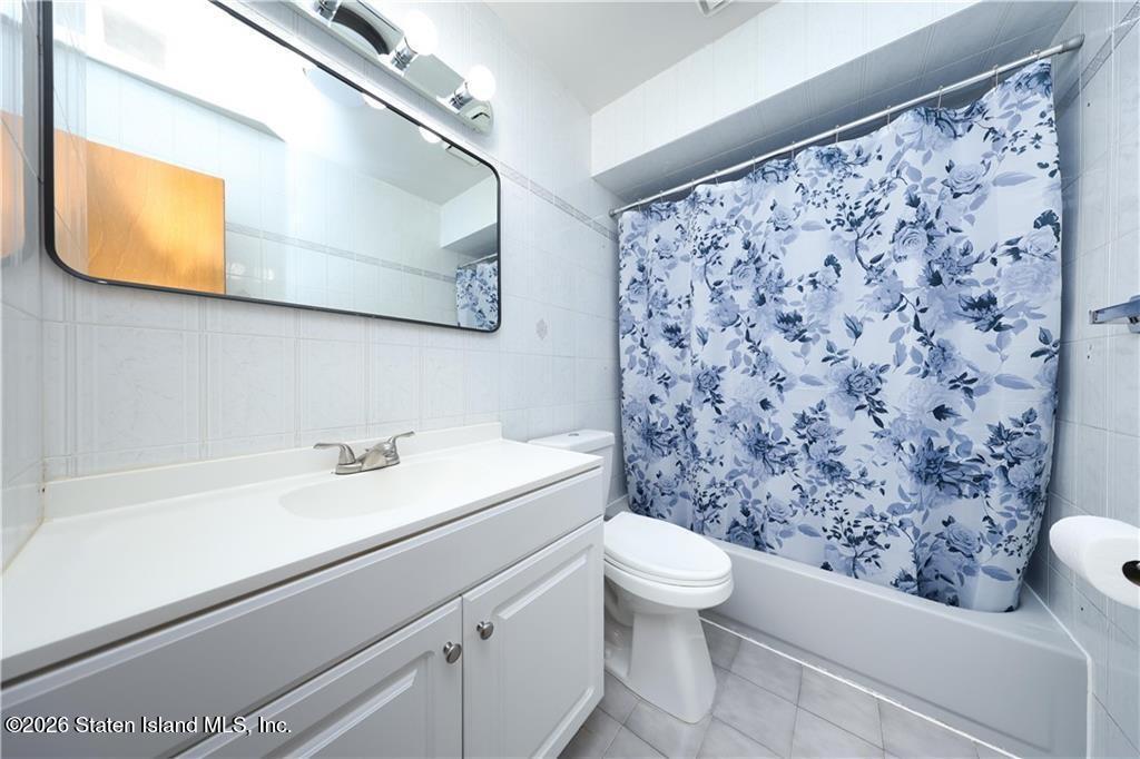 22 Francine Lane, Staten Island, NY, 10314 image 34