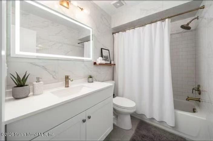 22 Francine Lane, Staten Island, NY, 10314 image 35