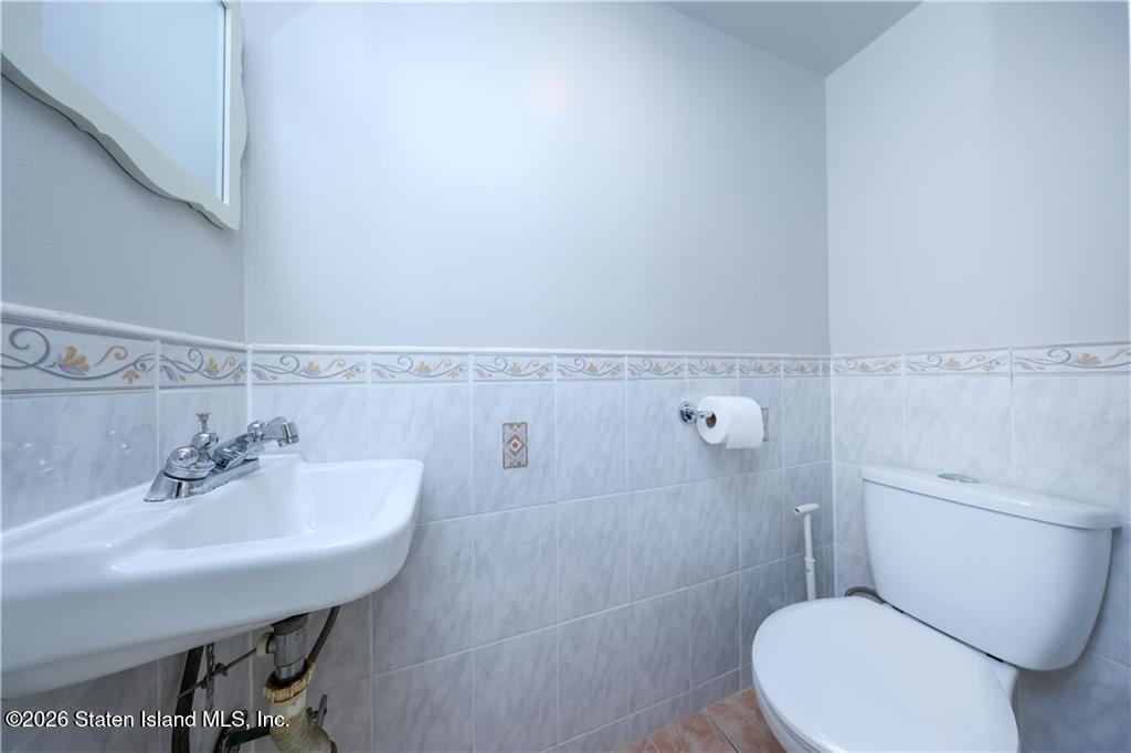 22 Francine Lane, Staten Island, NY, 10314 image 36