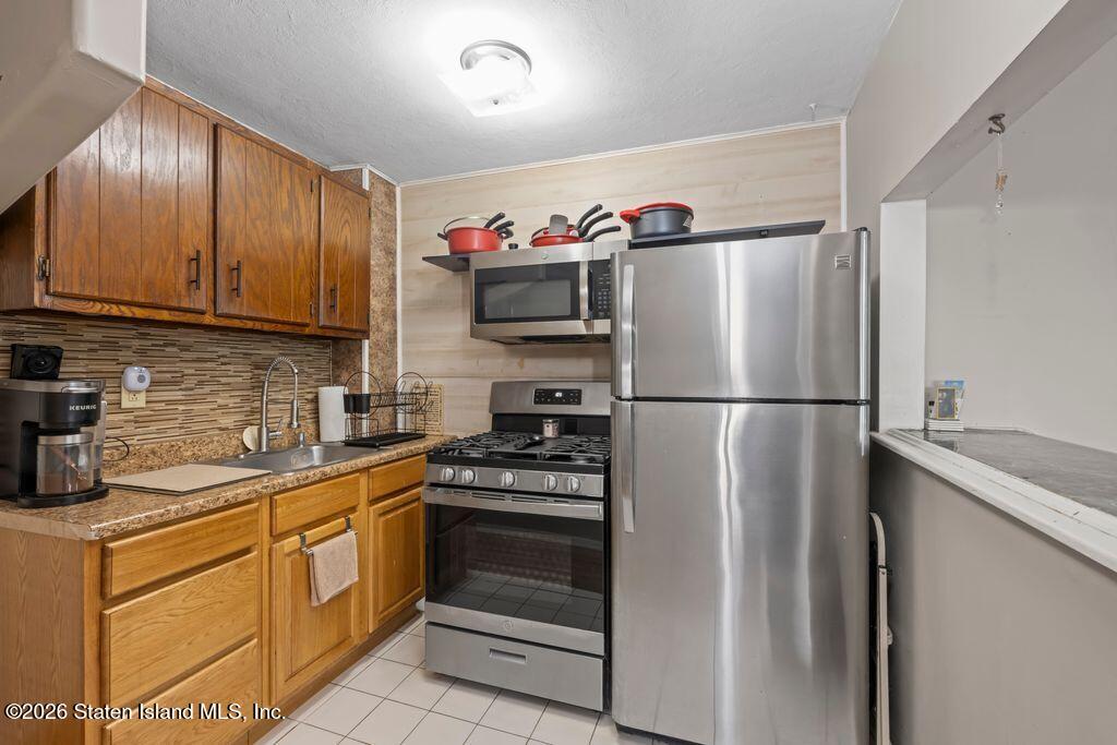 140 Burke Avenue, Staten Island, NY, 10314 image 27