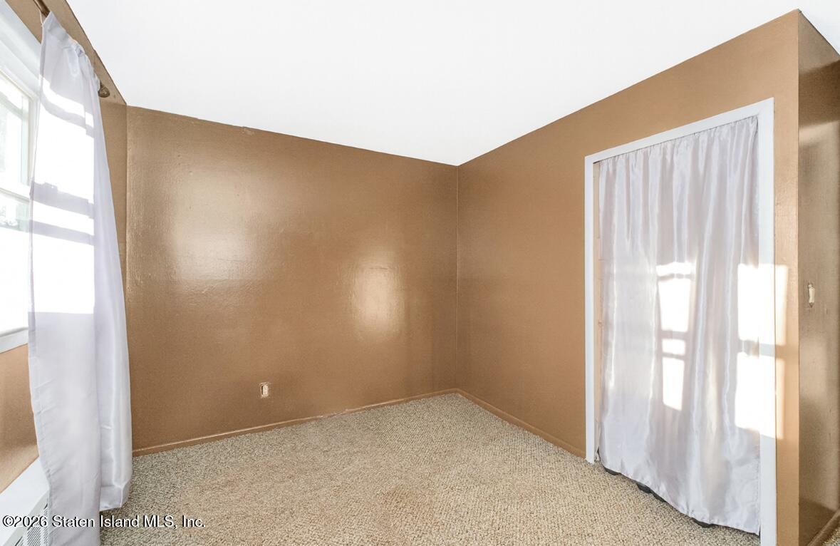 658 Tysens Lane, Staten Island, NY, 10306 image 12