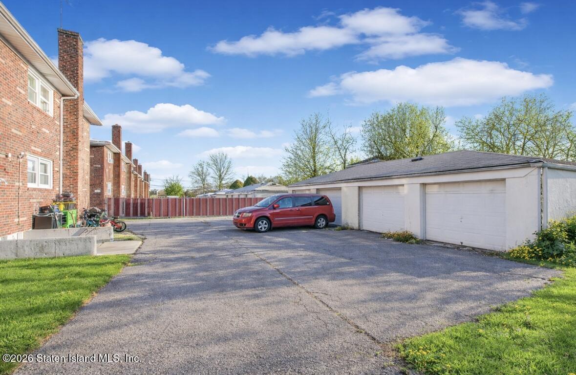 658 Tysens Lane Image 2