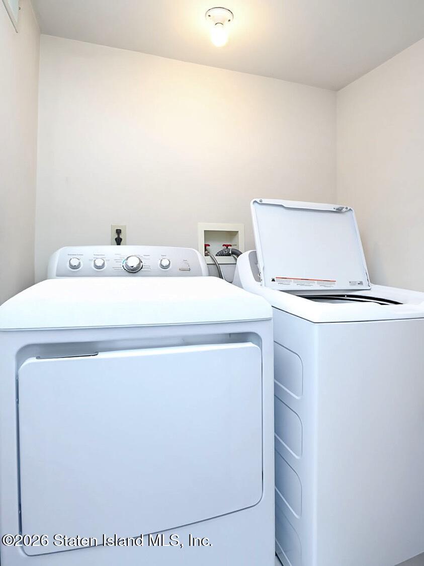 45 Jamie Lane, Staten Island, NY, 10312 image 21