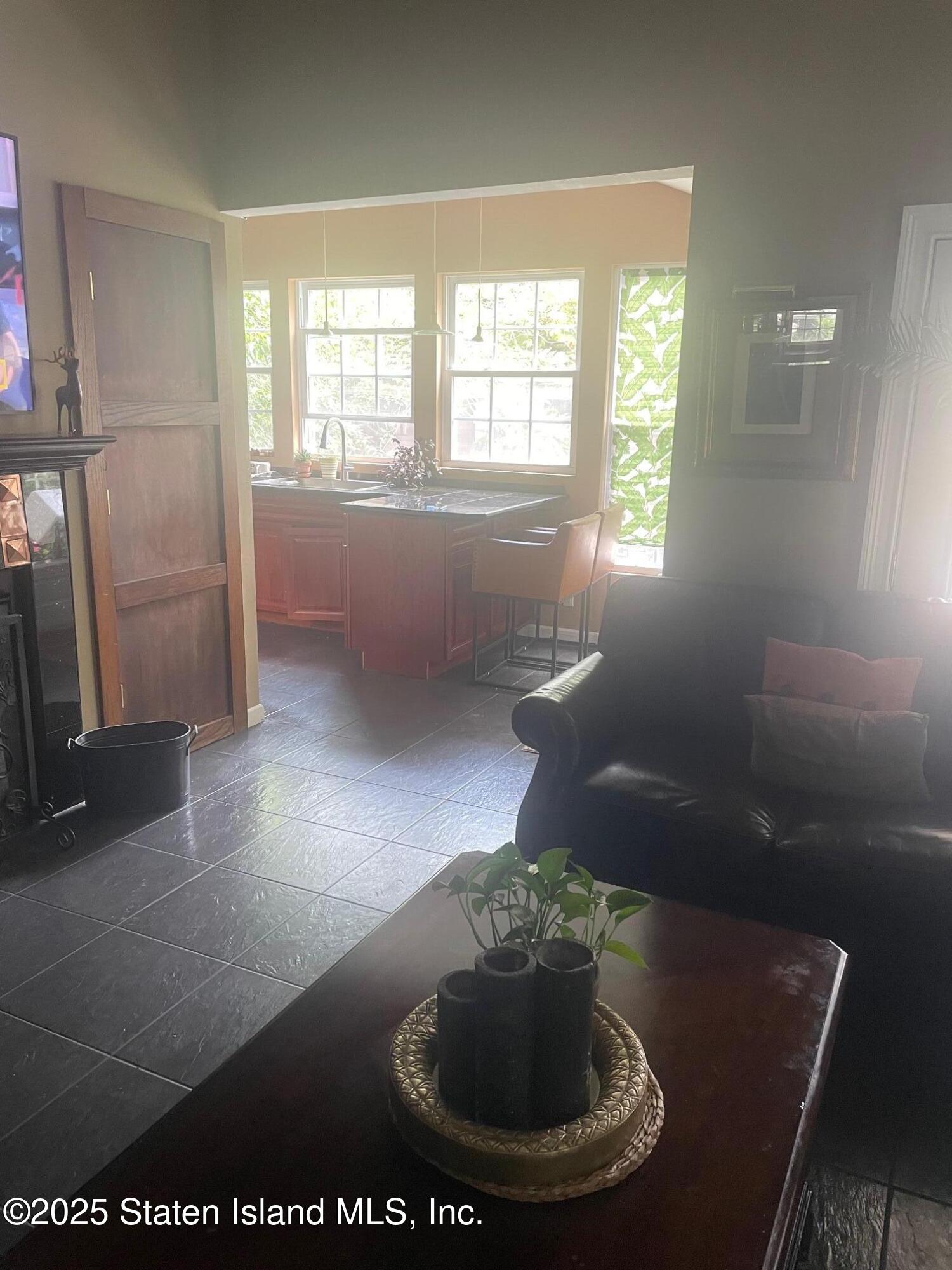 16 Stevenson Place Image 5