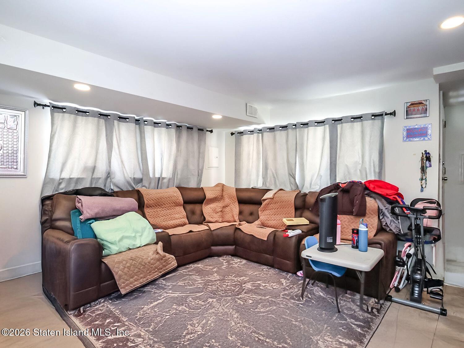 31 Arden Avenue, Staten Island, NY, 10312 image 29