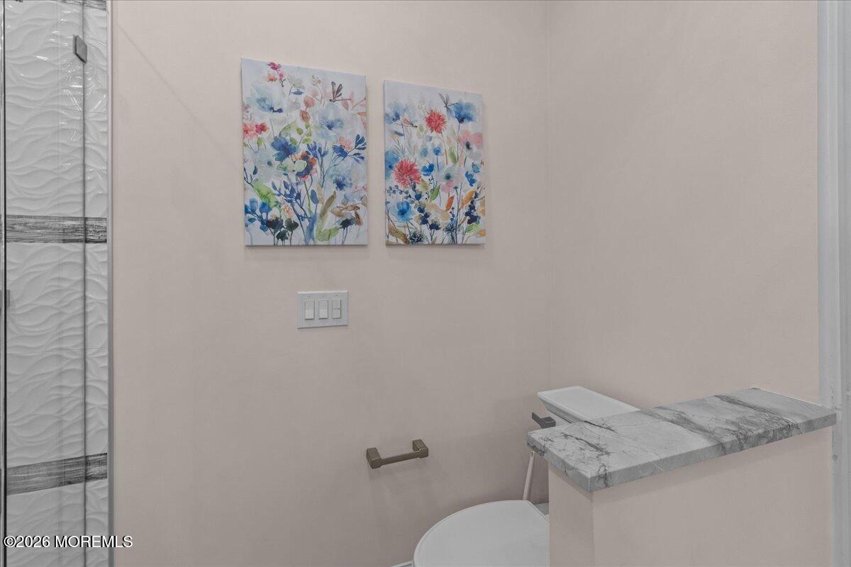 6 Marbella Court, Hamilton, NJ, 08691 image 40