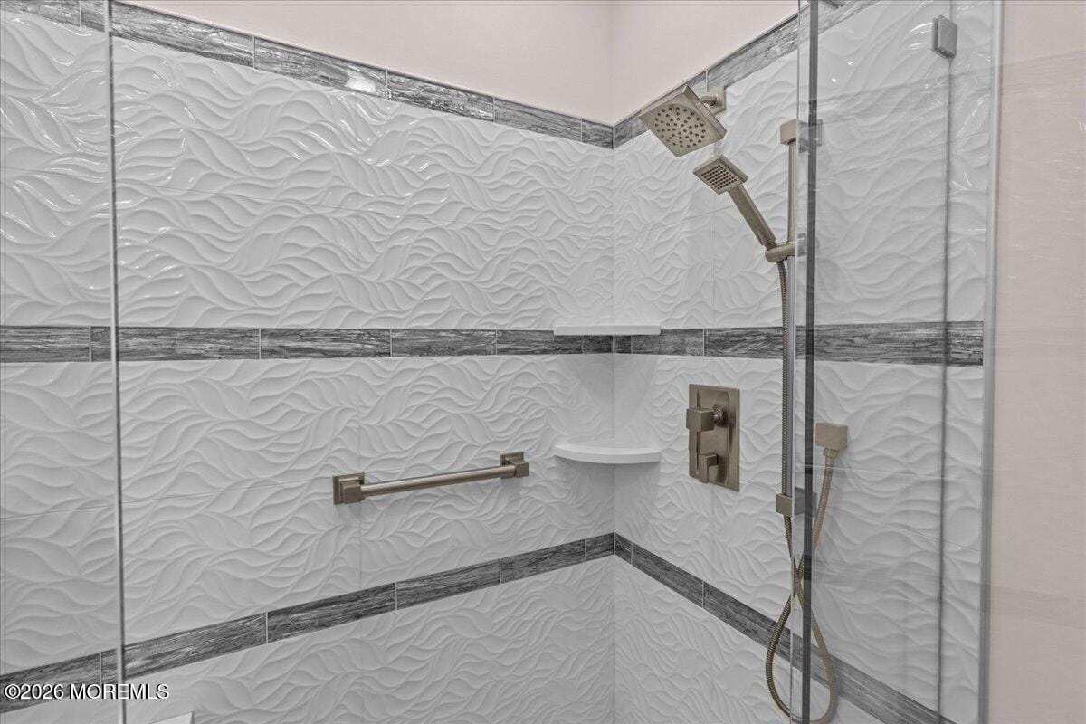 6 Marbella Court, Hamilton, NJ, 08691 image 41