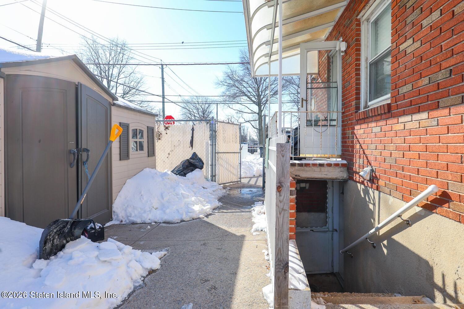 369 Burgher Avenue Image 5