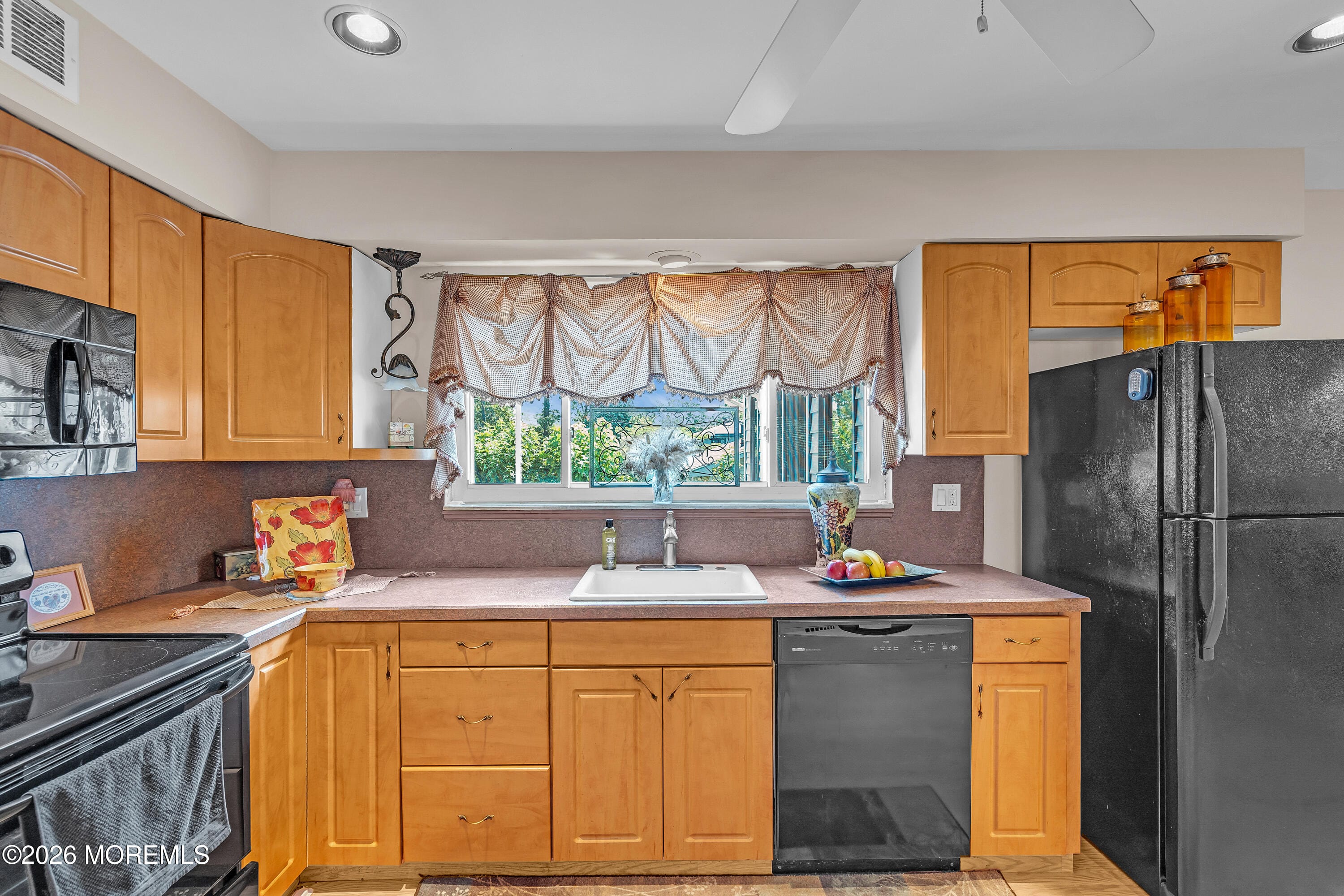 2 Apache Drive, Toms River, NJ, 08753 image 27