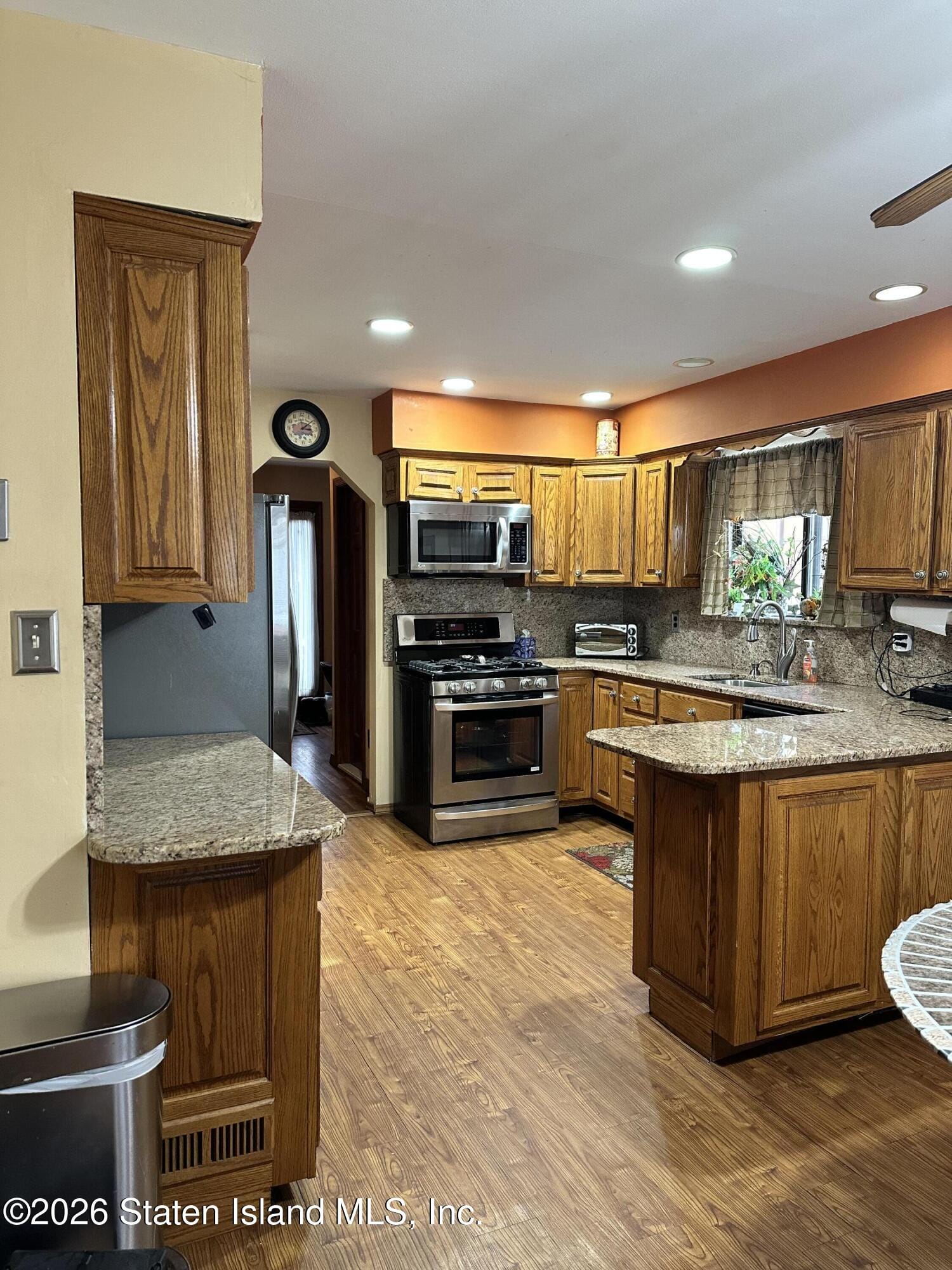 81 Tuckahoe Avenue Image 4