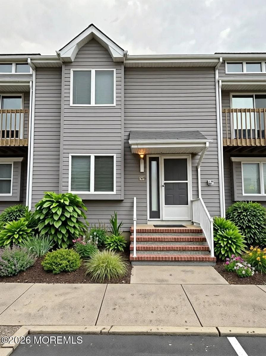 661 Ellicott Avenue 103 Image 1