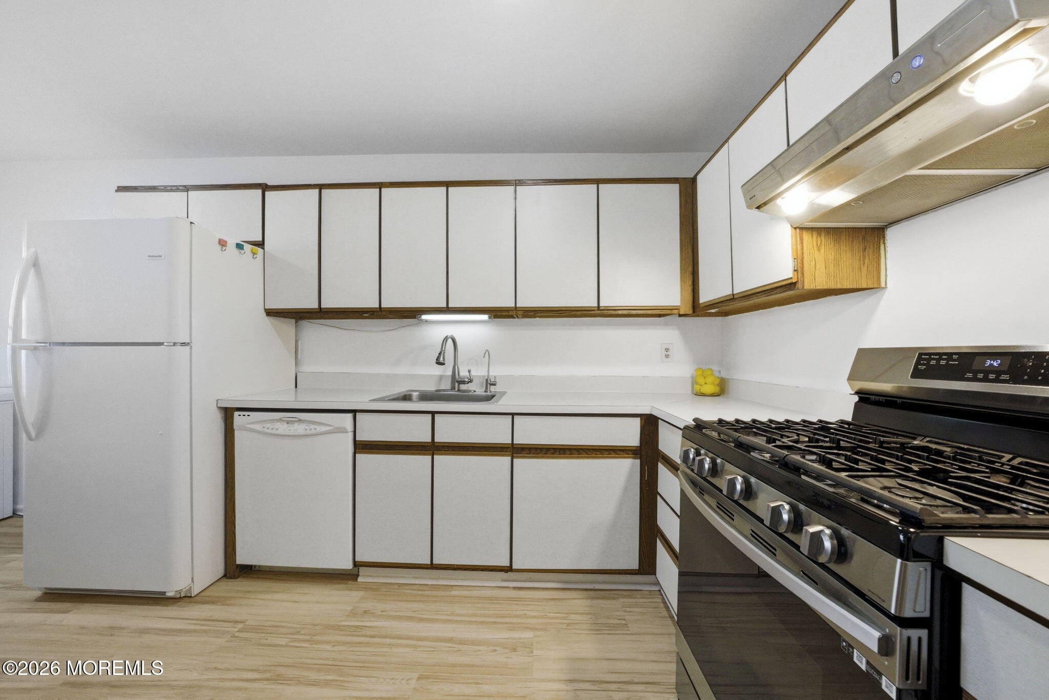 99 Woodmere Drive 705, Sayreville, NJ, 08859 image 19