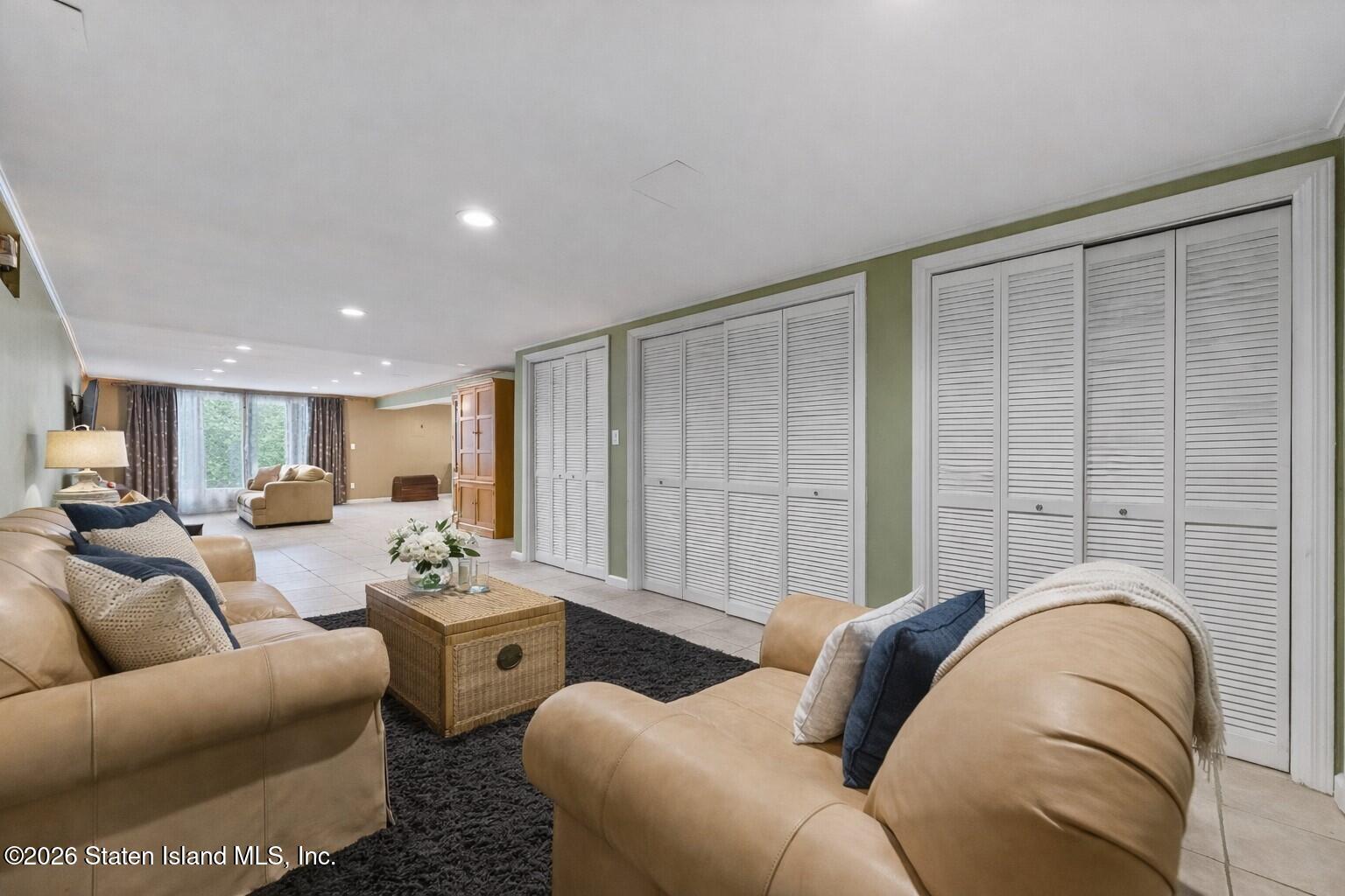 70 Woodvale Loop, Staten Island, NY, 10309 image 38