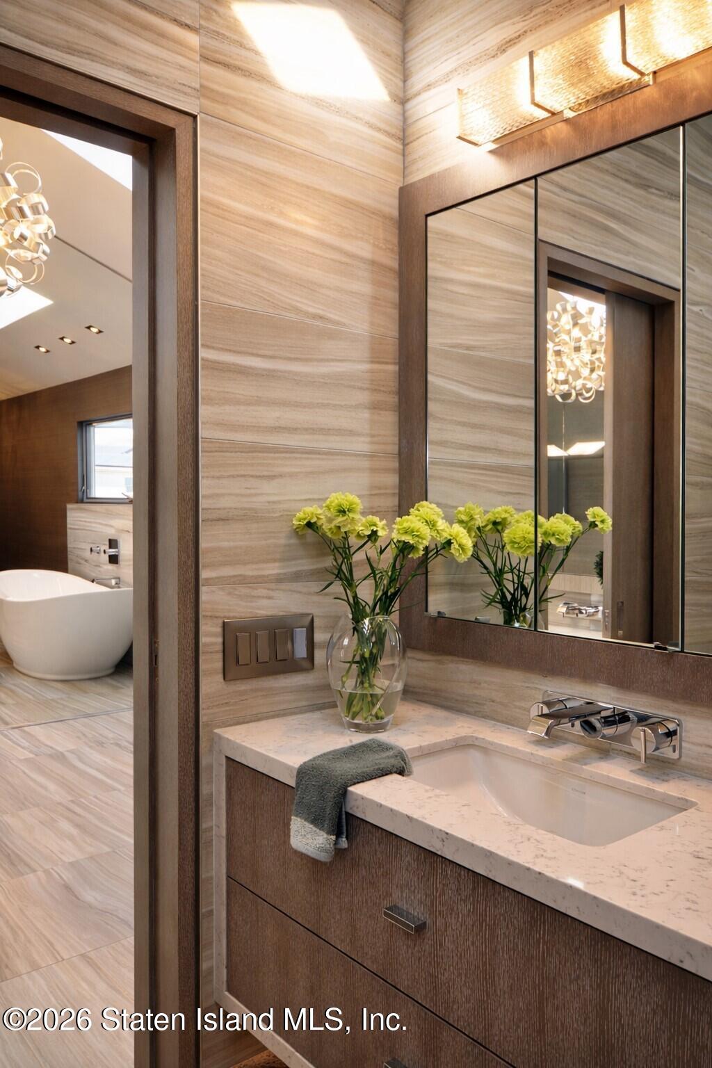 70 Woodvale Loop, Staten Island, NY, 10309 image 33