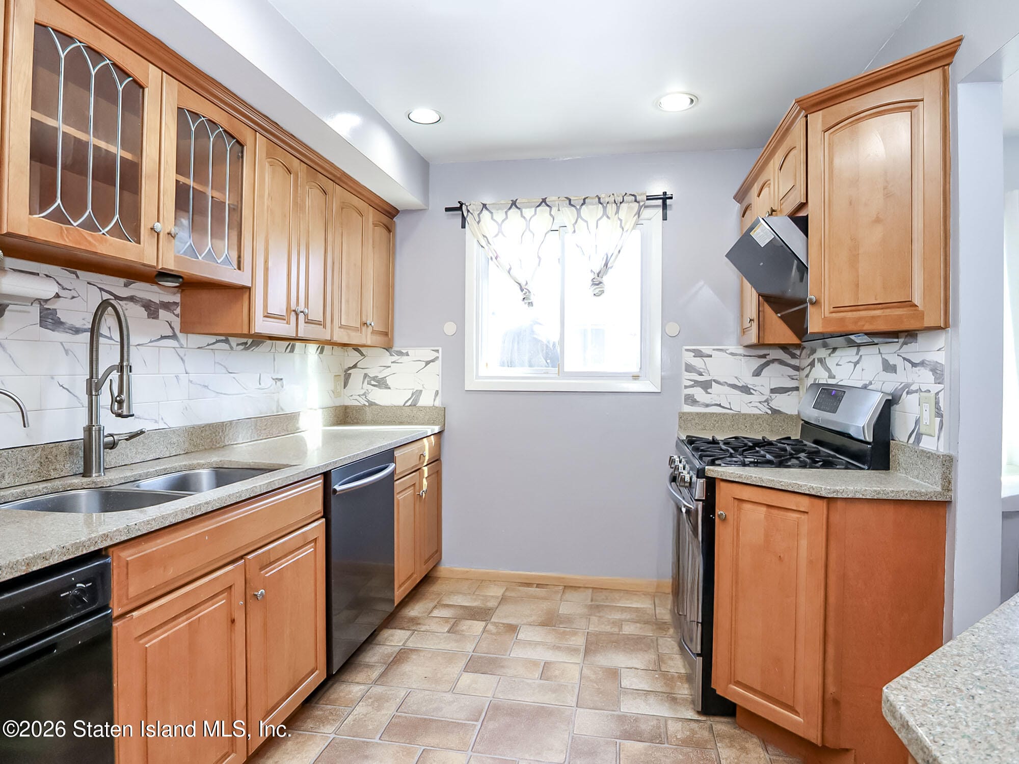 45 Russek Drive, Staten Island, NY, 10312 image 13